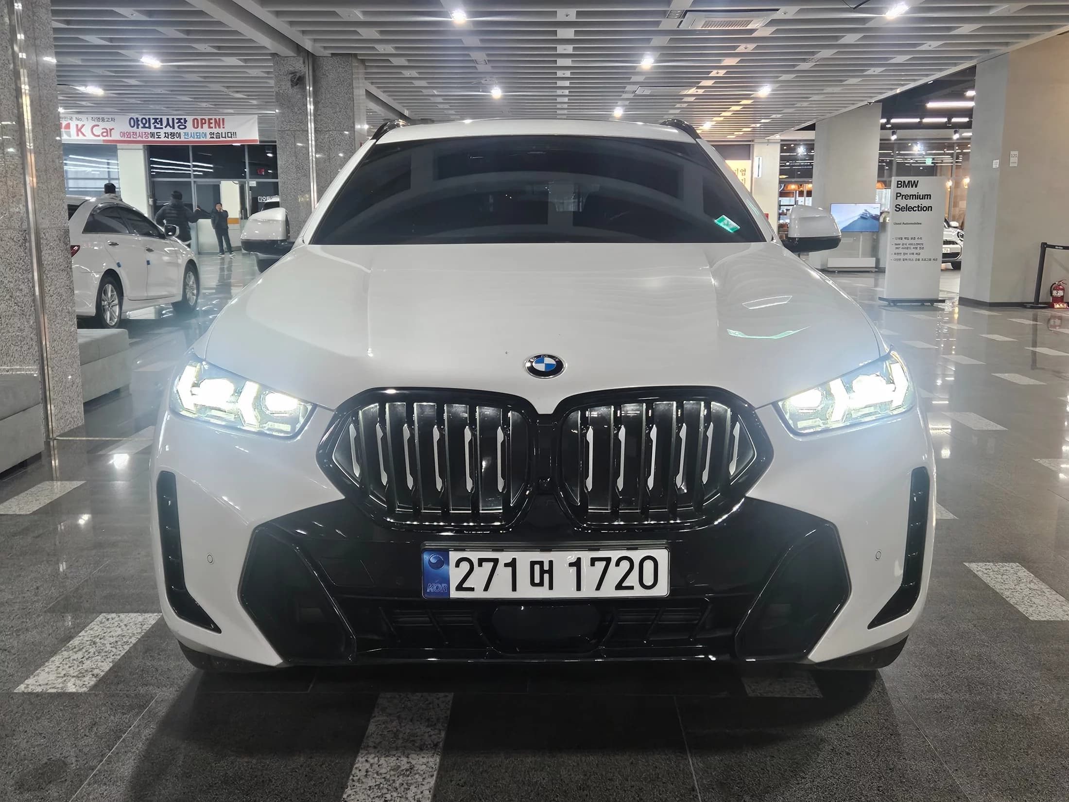 BMW X6 xDrive40i M Sport, 2024 г. 15859 км. — фото 3