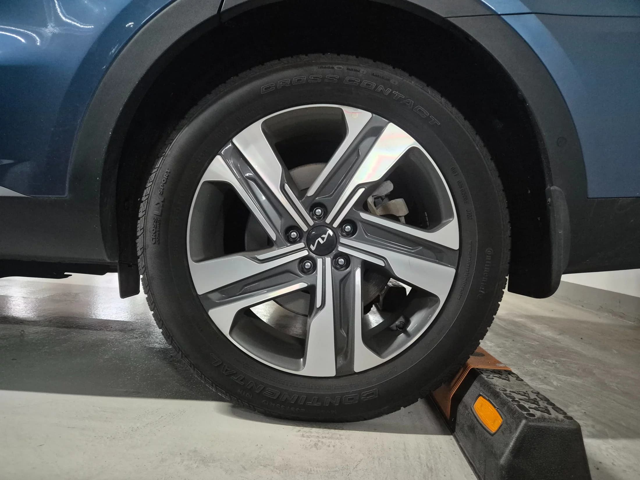 Kia Sorento HEV 1.6 4WD Signature, гибрид, 2023 г. 71467 км. — фото 20