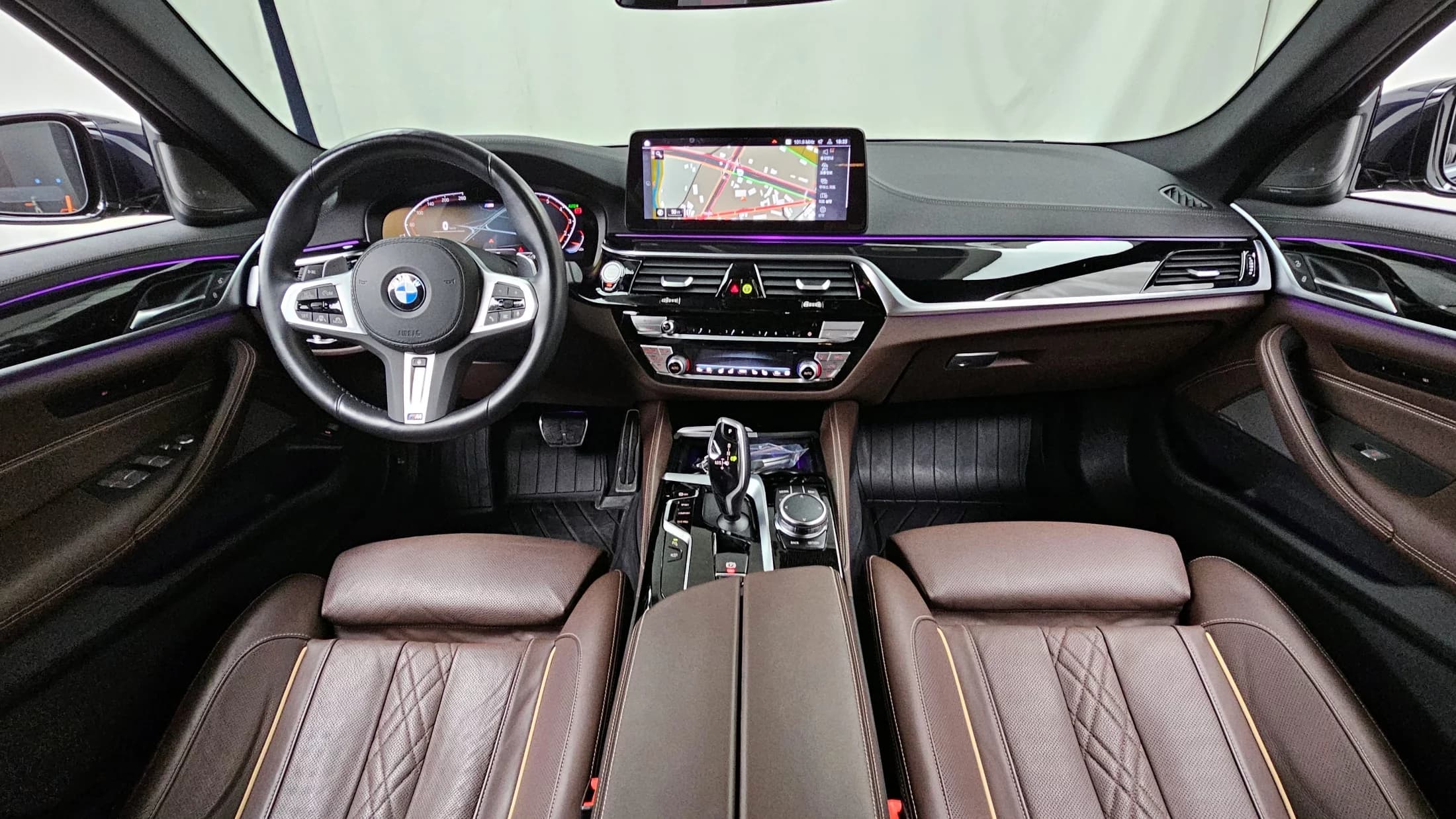 BMW 5-Series 530i M Sport Package, 2023 г. 28822 км. — фото 7