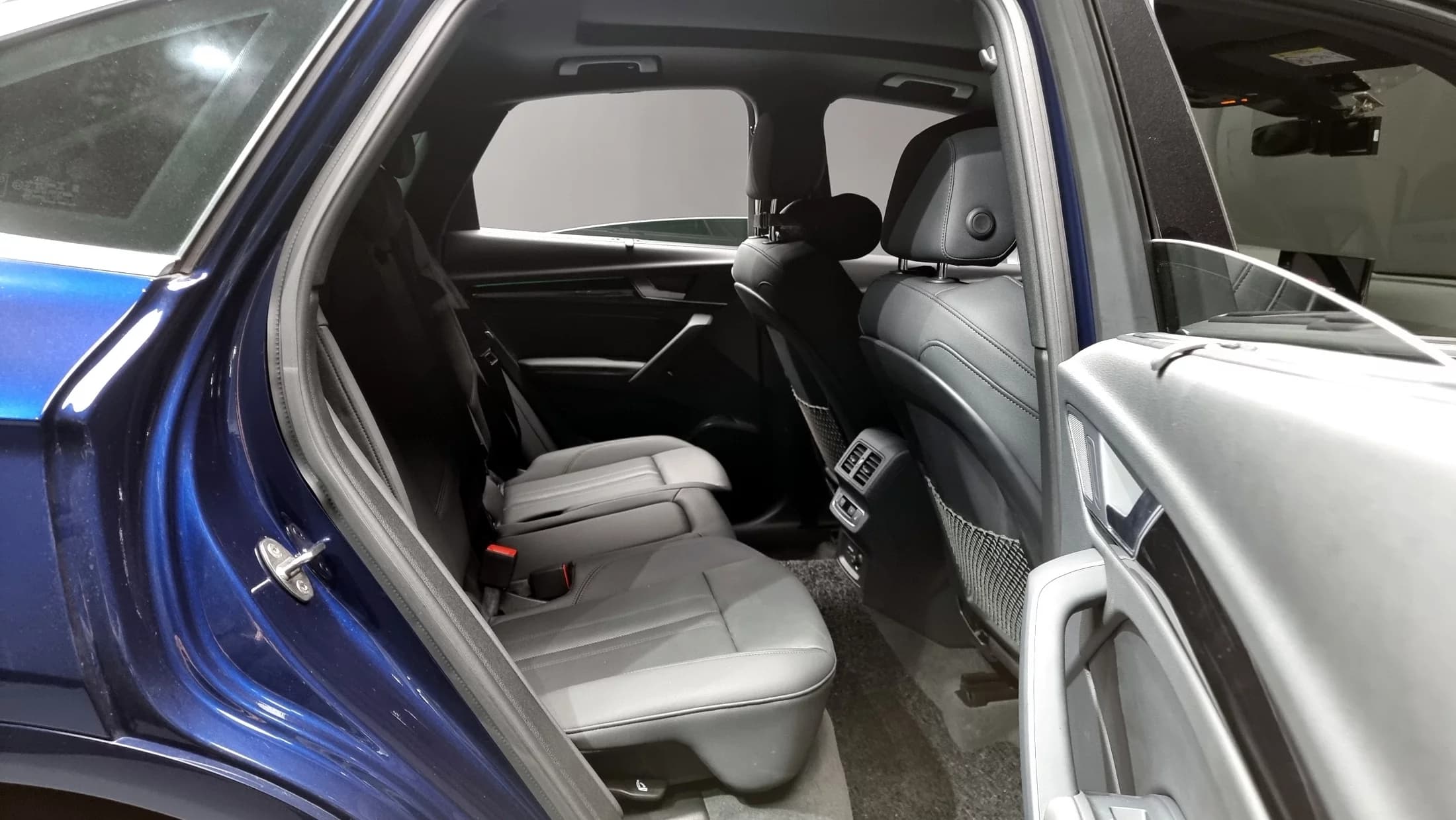 Audi Q5 40 TDI Quattro Premium Sportback, 2022 г. 25294 км. — фото 12