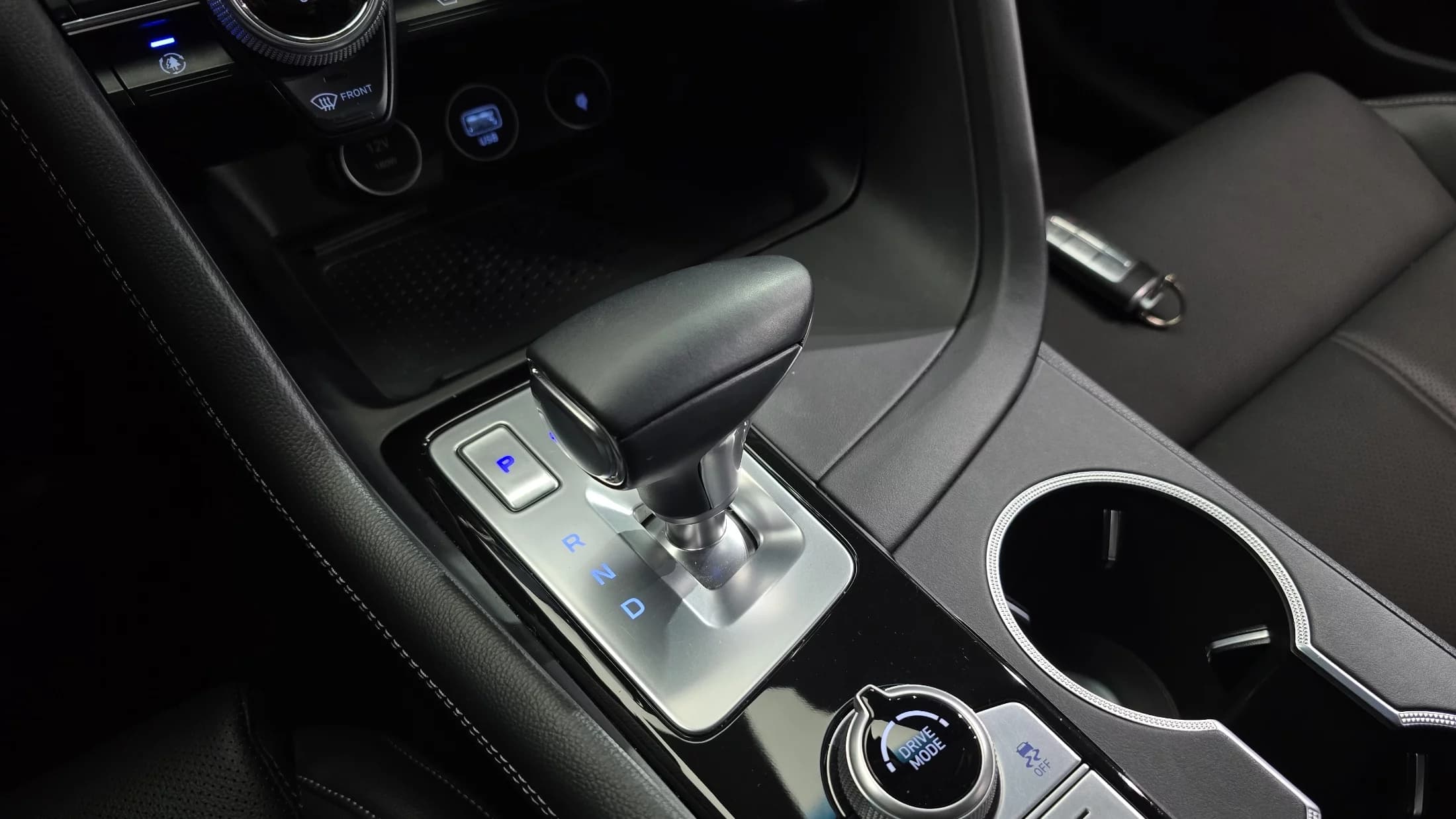 Genesis G70 Gasoline 2.0T 4WD, 2022 г. 65097 км. — фото 9