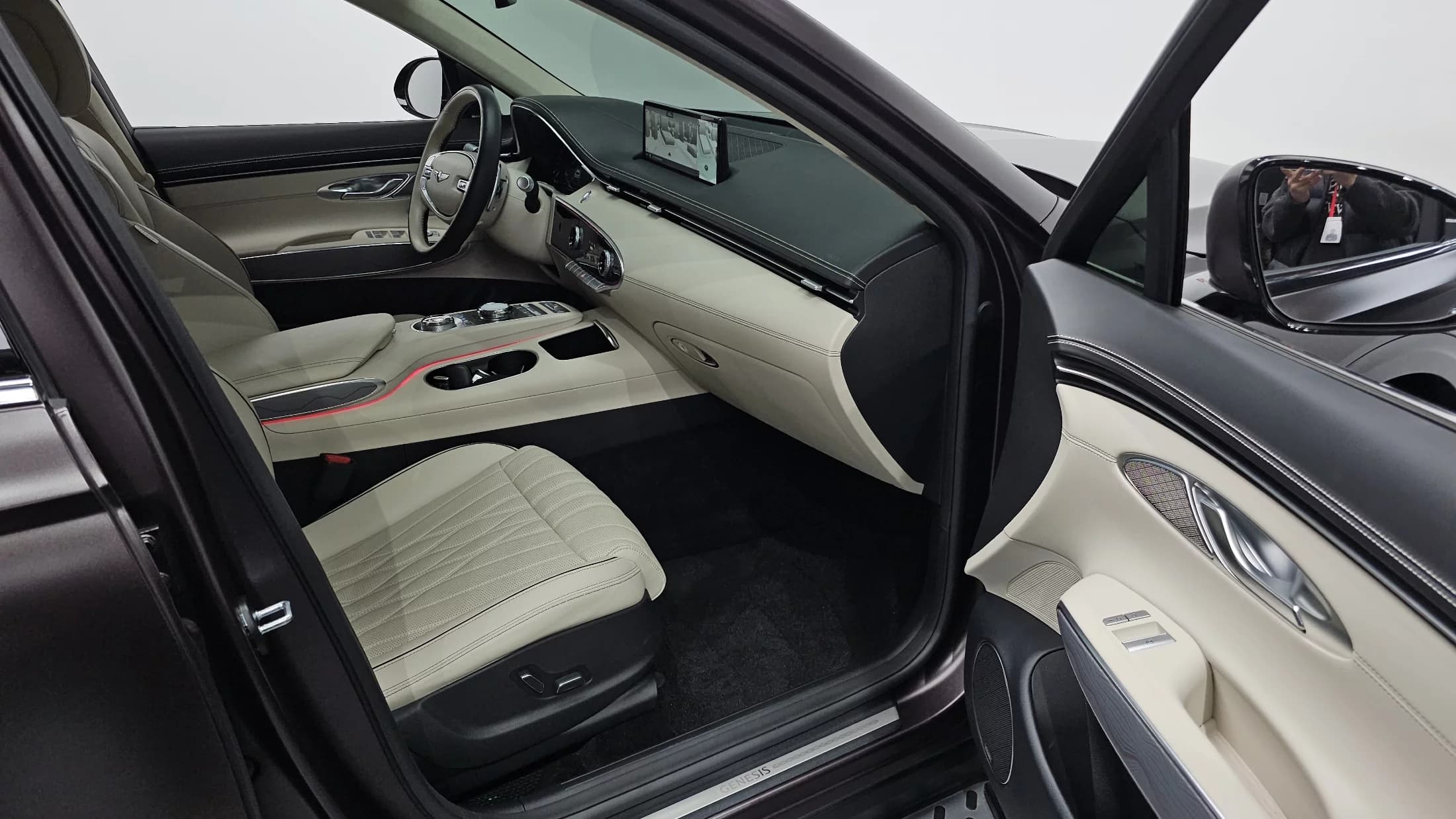 Genesis GV70 2.5T Gasoline AWD, 2023 г. 18416 км. — фото 10