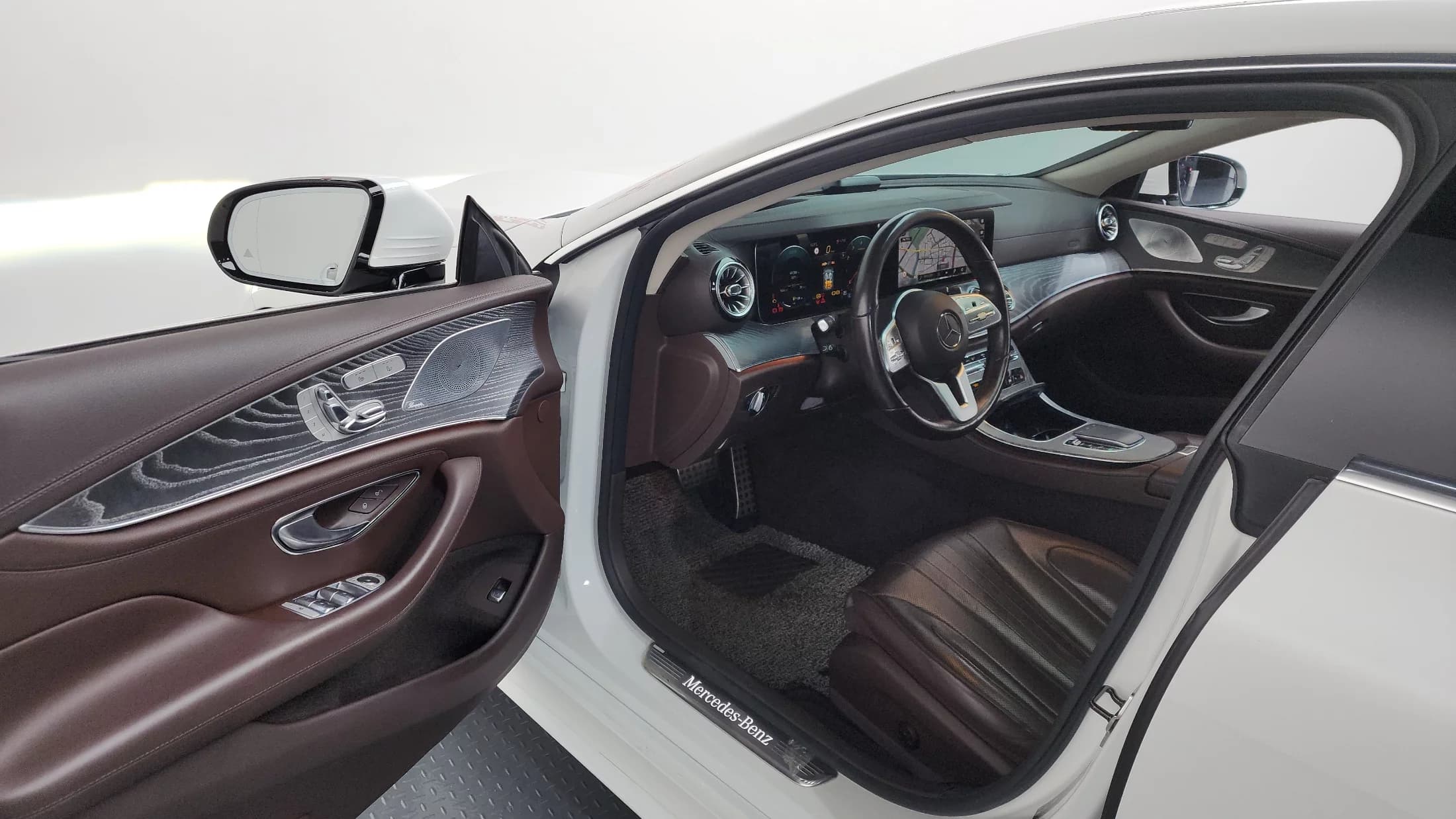 Mercedes-Benz CLS-Class CLS450 4MATIC AMG Line, 2021 г. 93180 км. — фото 10