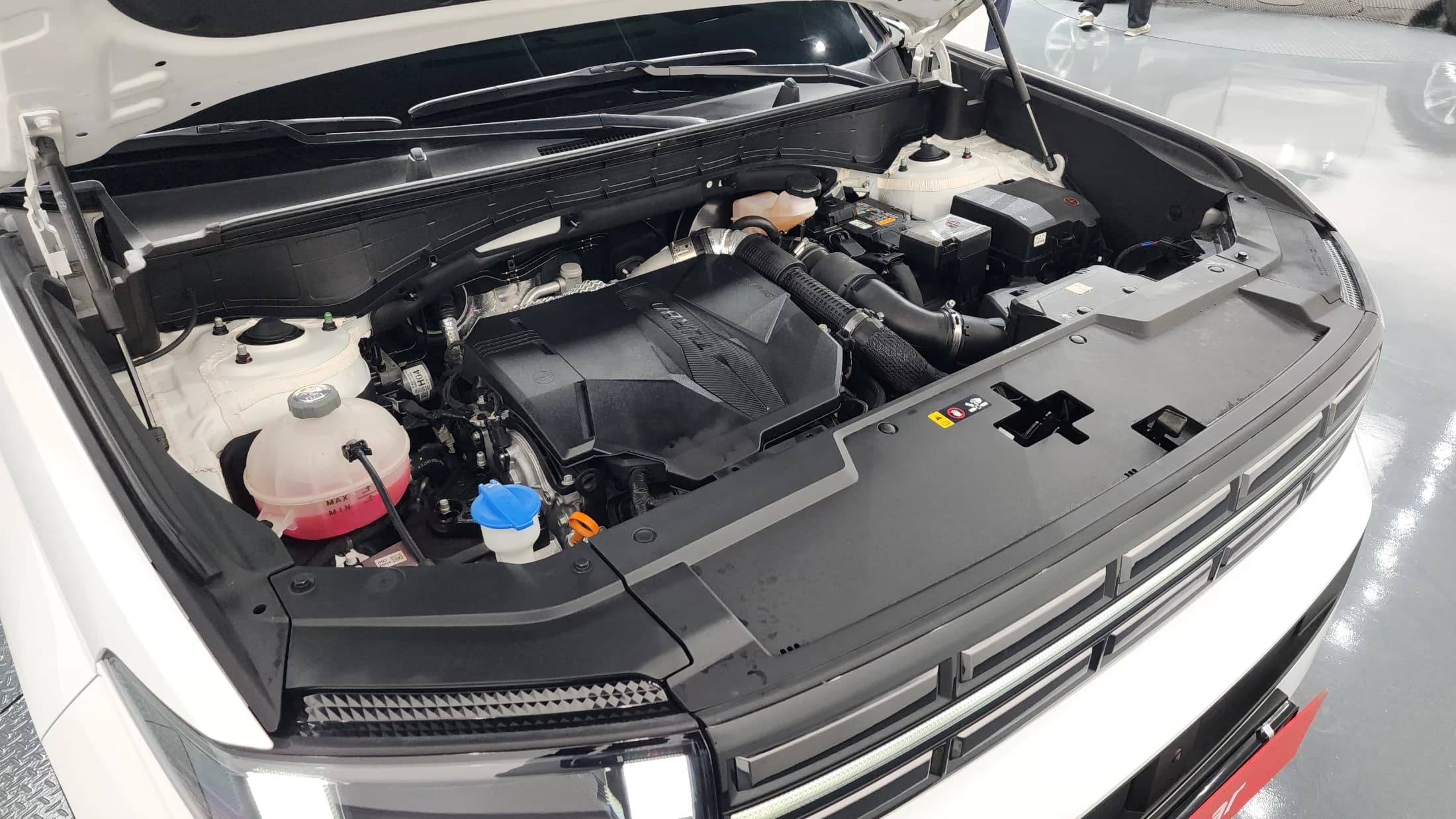 Hyundai Santa Fe Gasoline 2.5T 2WD Prestige, 2024 г. 17239 км. — фото 6