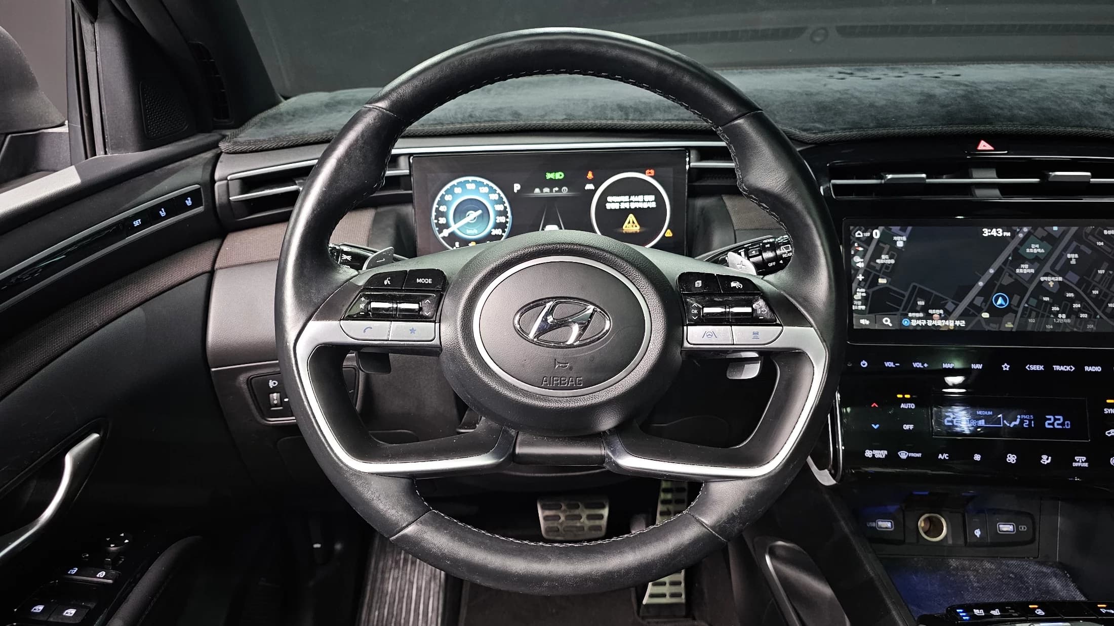 Hyundai Tucson Inspiration 2WD, гибрид, 2021 г. 37486 км. — фото 12