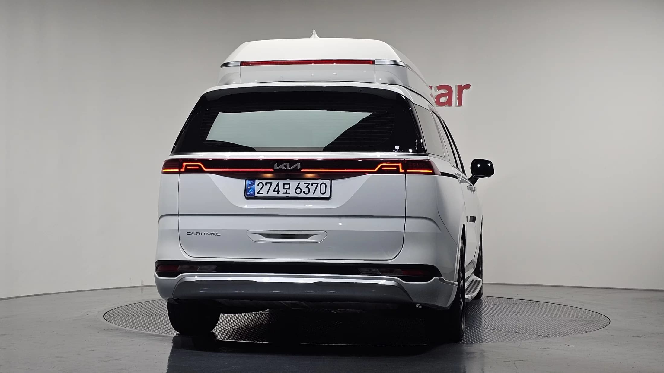 Kia Carnival Gasoline 7-Seater Hi-Limousine Signature, 2021 г. 25590 км. — фото 4
