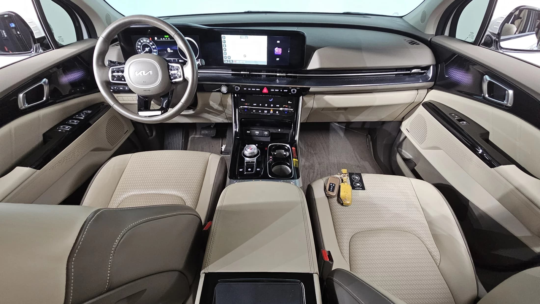 Kia Carnival Gasoline 7-Seater Hi-Limousine Signature, 2021 г. 25590 км. — фото 7