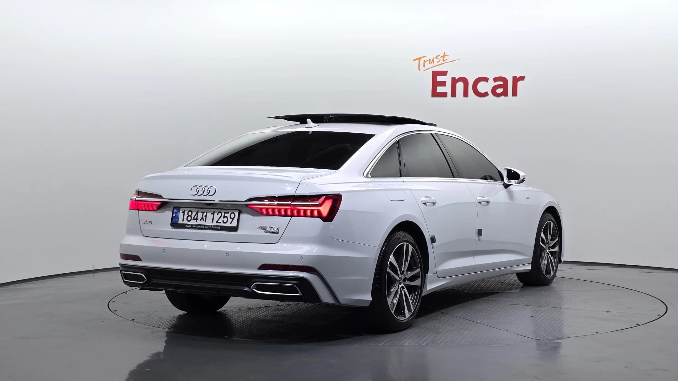 Audi A6 40 TDI Premium, 2022 г. 22212 км. — фото 2