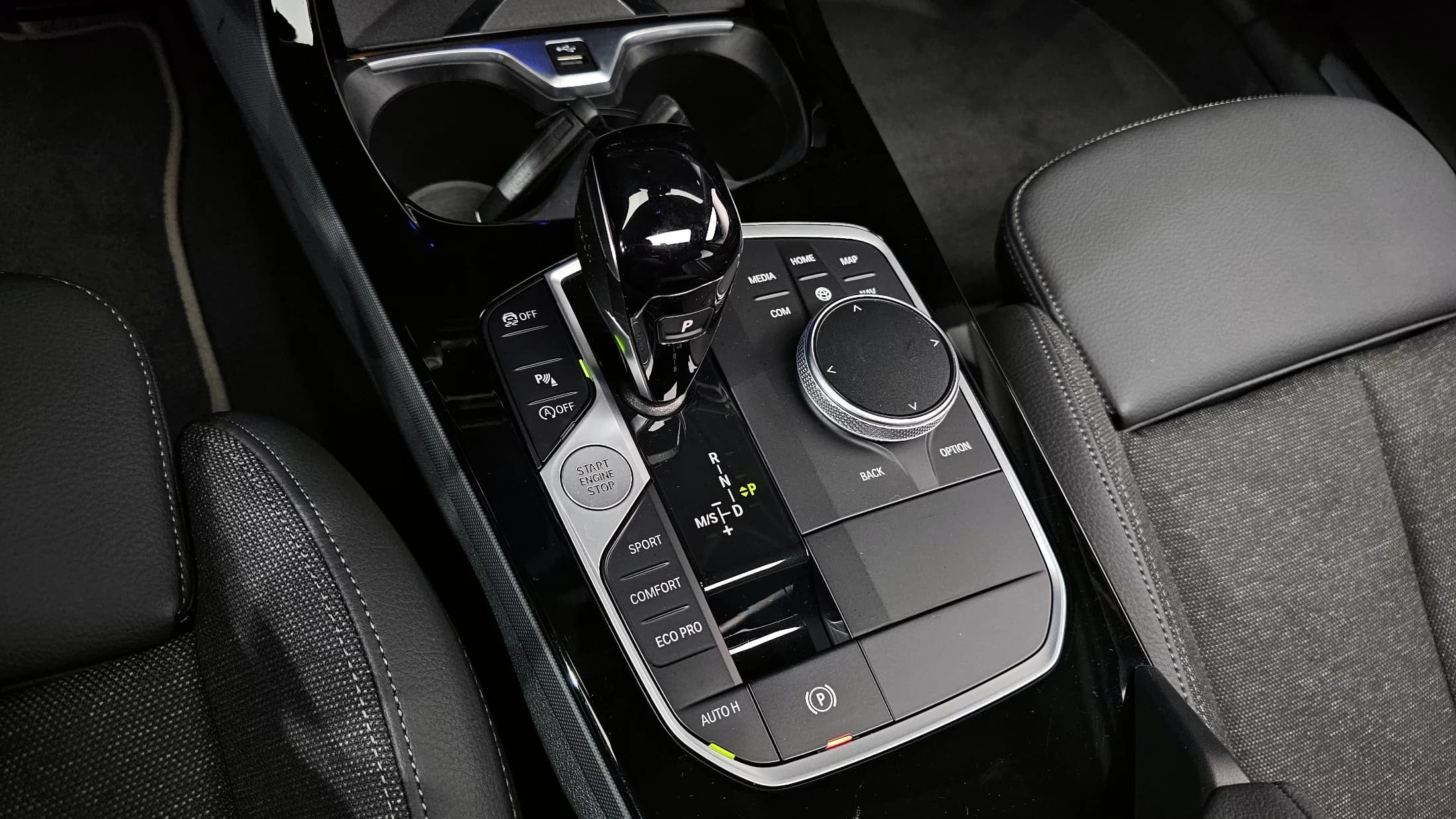 BMW 1-Series 120i Sports, 2023 г. 21451 км. — фото 9