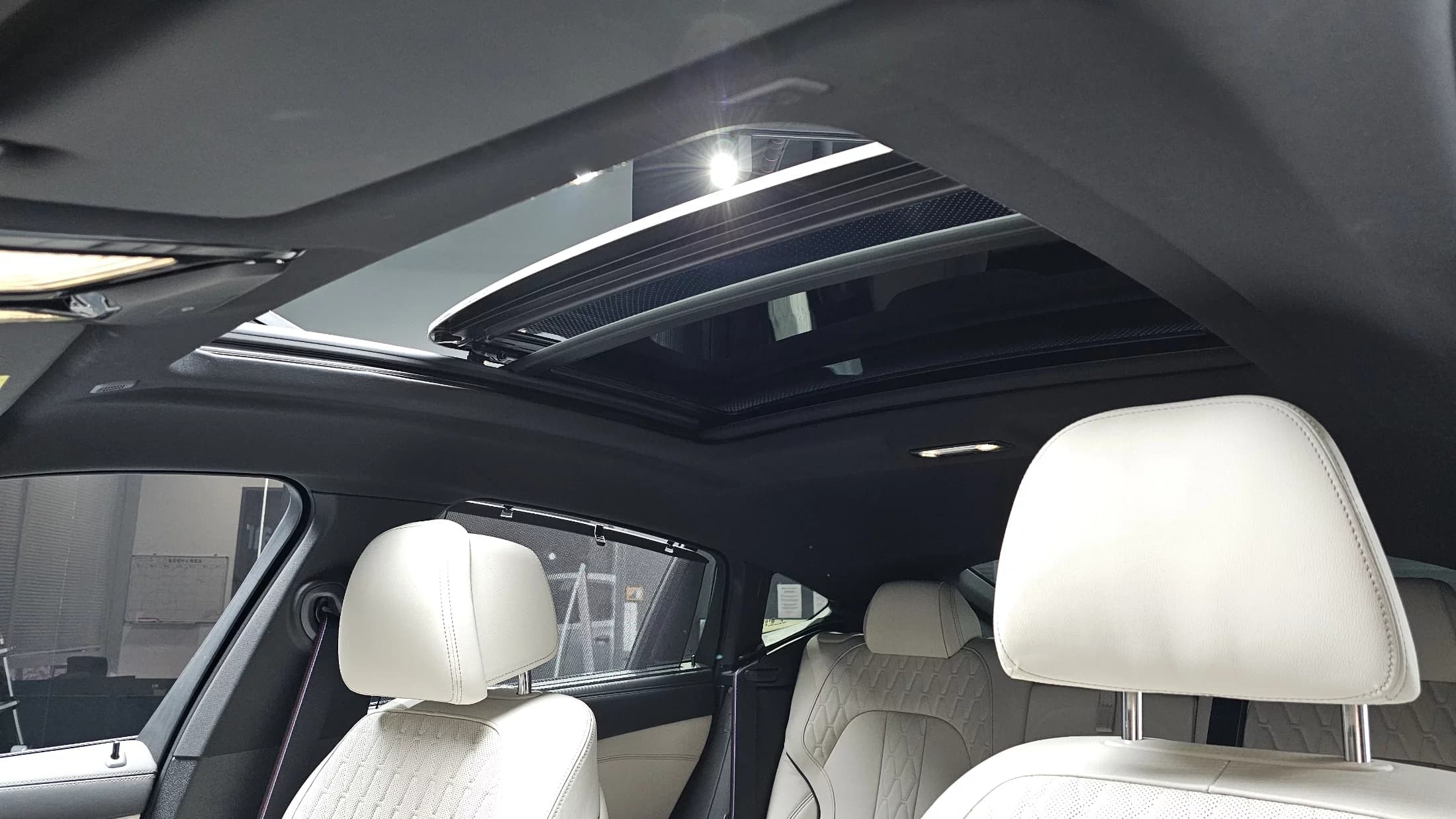 BMW X6 xDrive40d M Sport, 2025 г. 11837 км. — фото 19