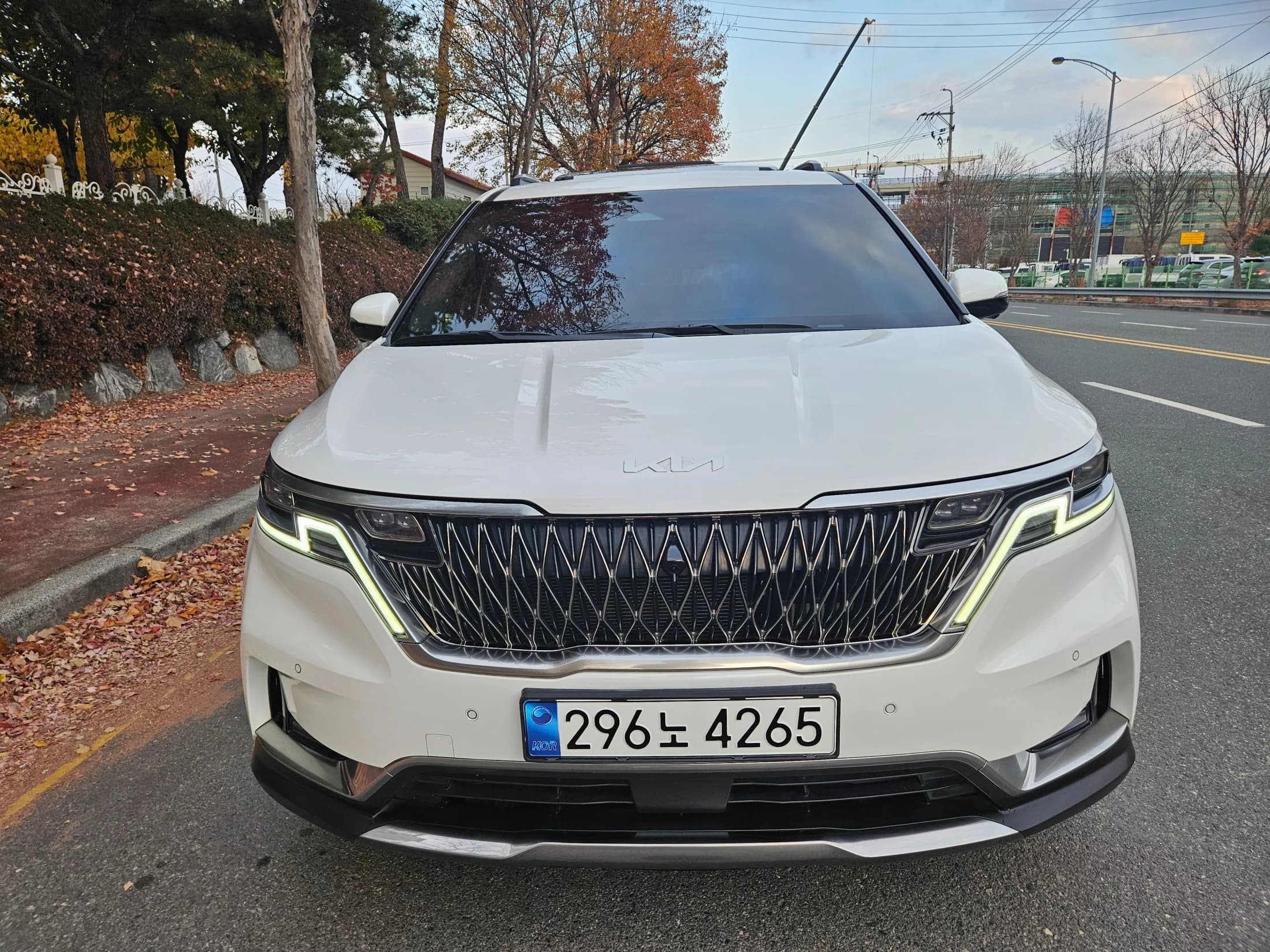 Kia Carnival 9-Seater Signature, 2021 г. 49769 км. — фото 2