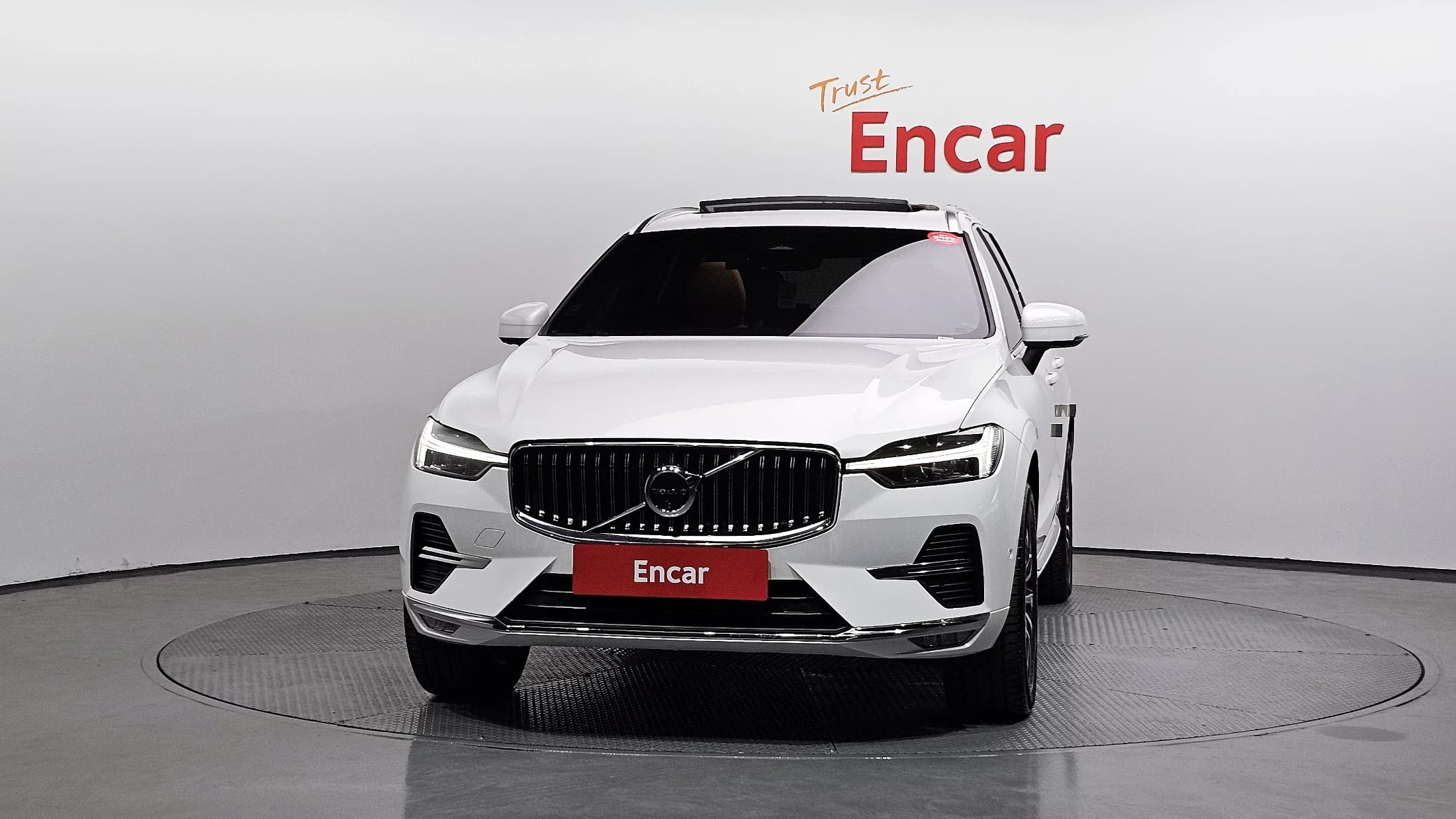 Volvo XC60 B5 Ultimate Bright, 2023 г. 20711 км. — фото 3