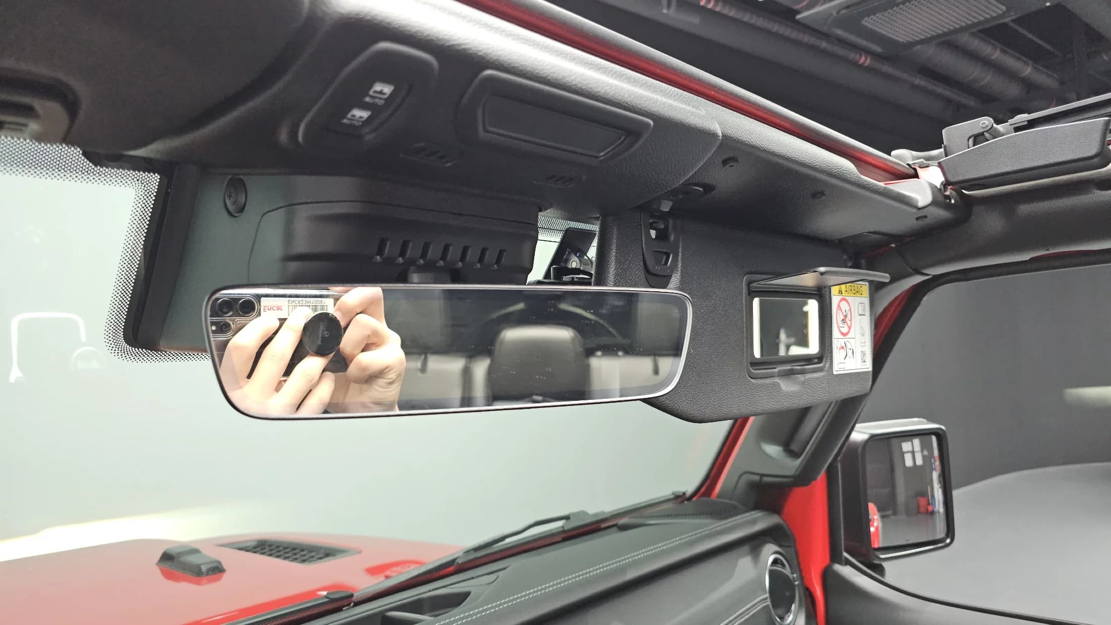 Jeep WRANGLER 2.0 Overland Power Top 4Door, 2023 г. 18121 км. — фото 16