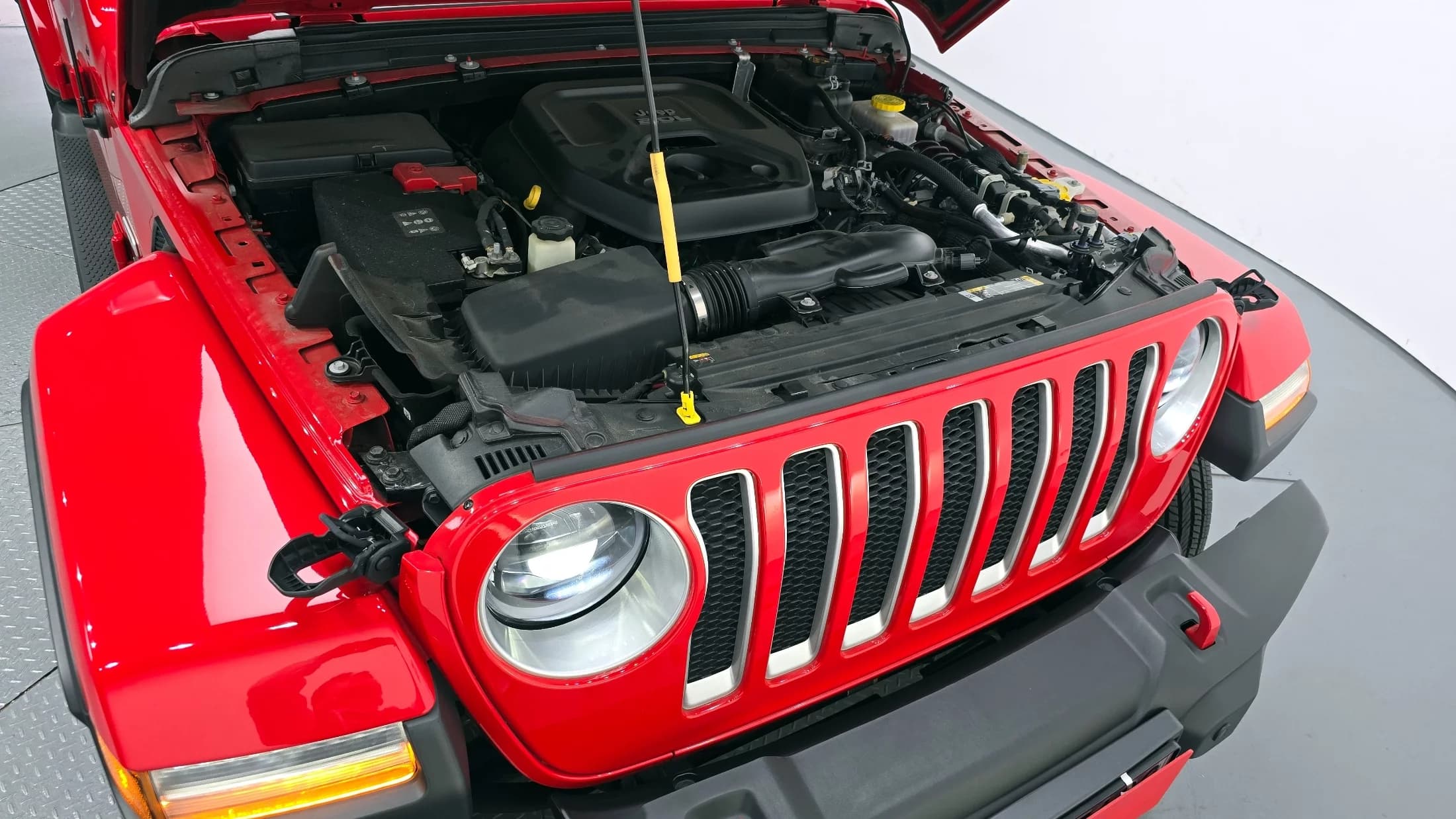 Jeep WRANGLER 2.0 Overland Power Top 4Door, 2023 г. 18121 км. — фото 6