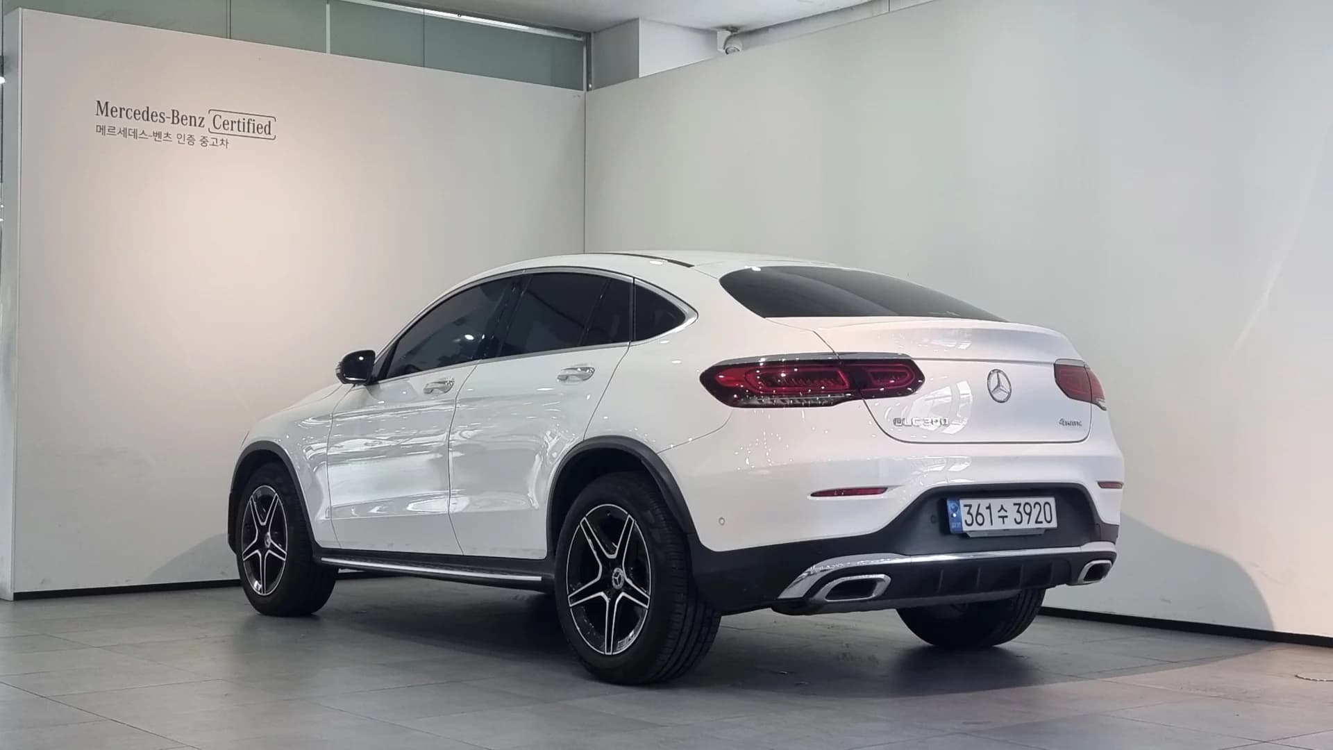 Mercedes-Benz GLC-Class GCL300 4MATIC Coupe, 2023 г. 33887 км. — фото 2
