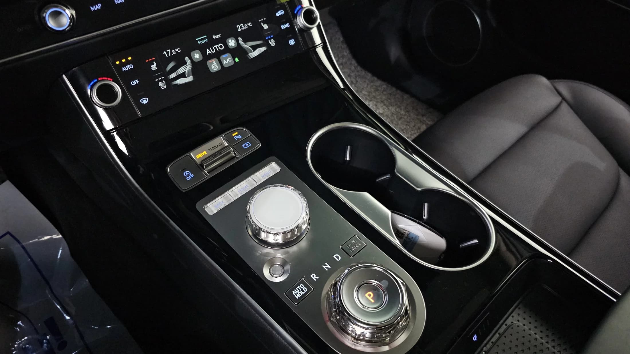 Genesis GV70 2.5T Gasoline AWD, 2024 г. 28047 км. — фото 9