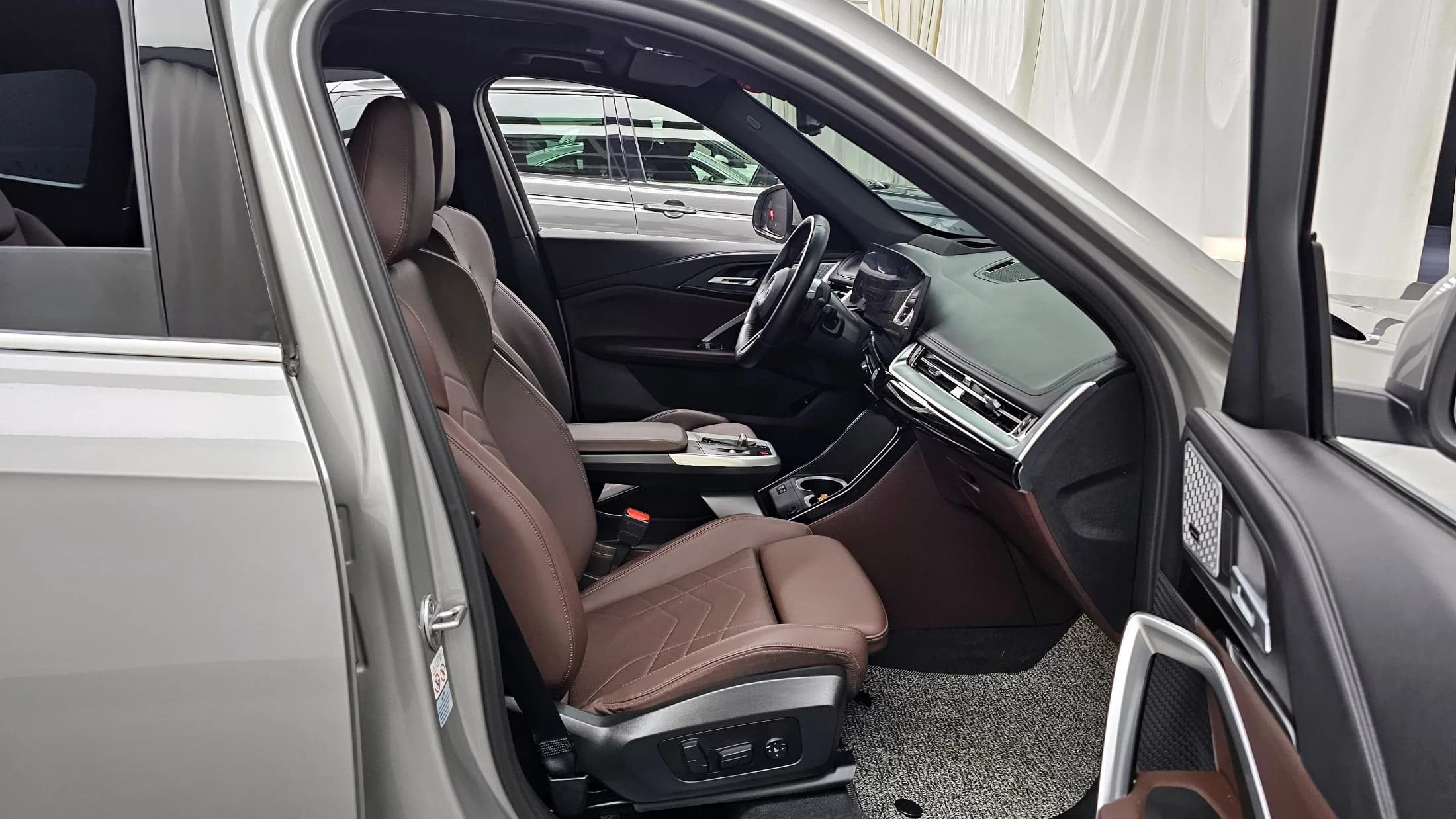 BMW X1 xDrive 20i M Sport, 2023 г. 15408 км. — фото 11
