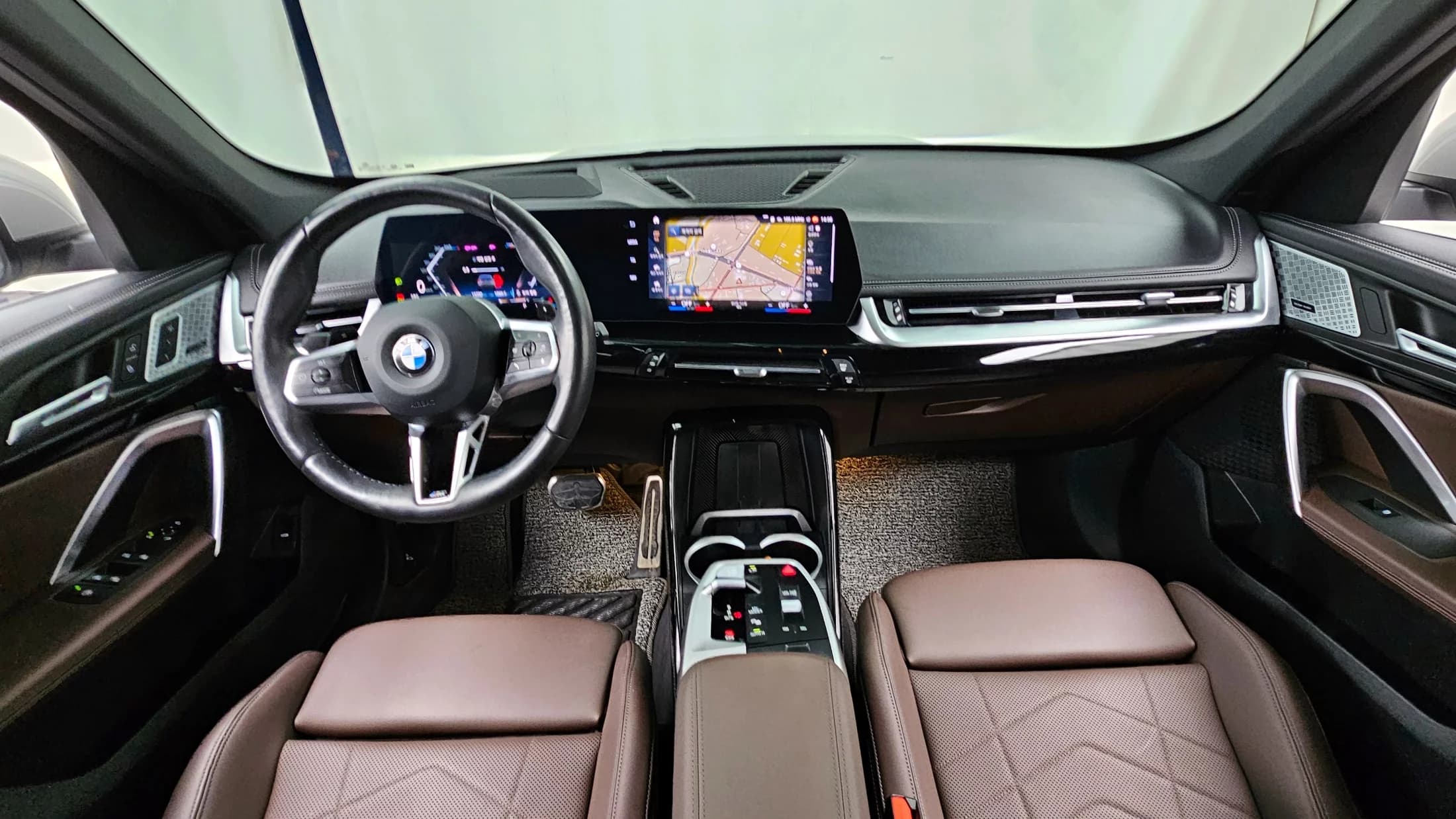 BMW X1 xDrive 20i M Sport, 2023 г. 15408 км. — фото 7