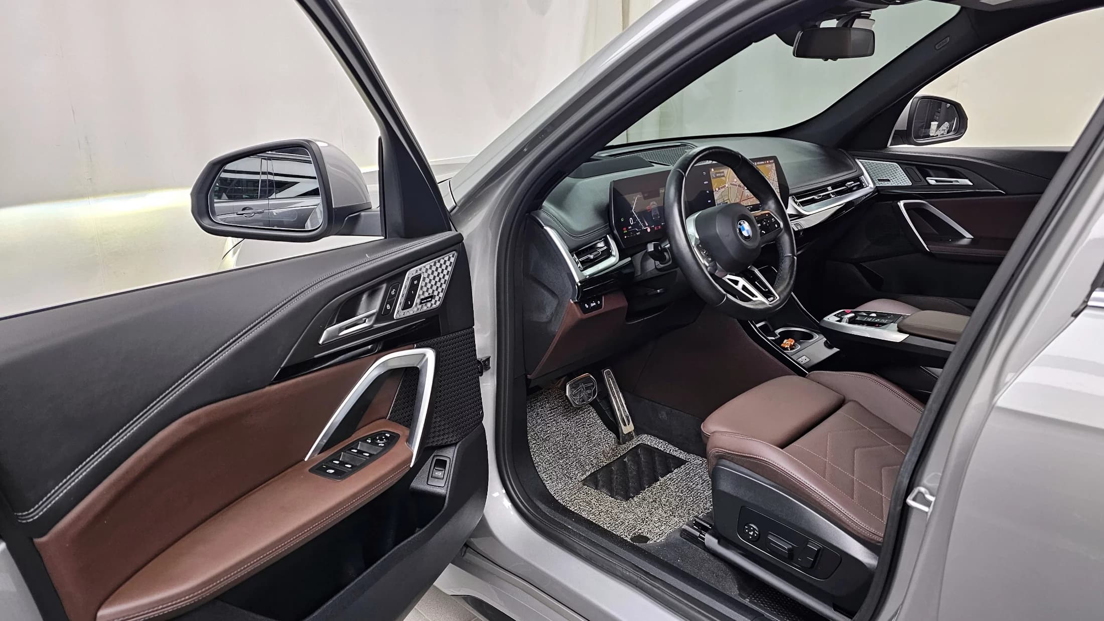 BMW X1 xDrive 20i M Sport, 2023 г. 15408 км. — фото 10