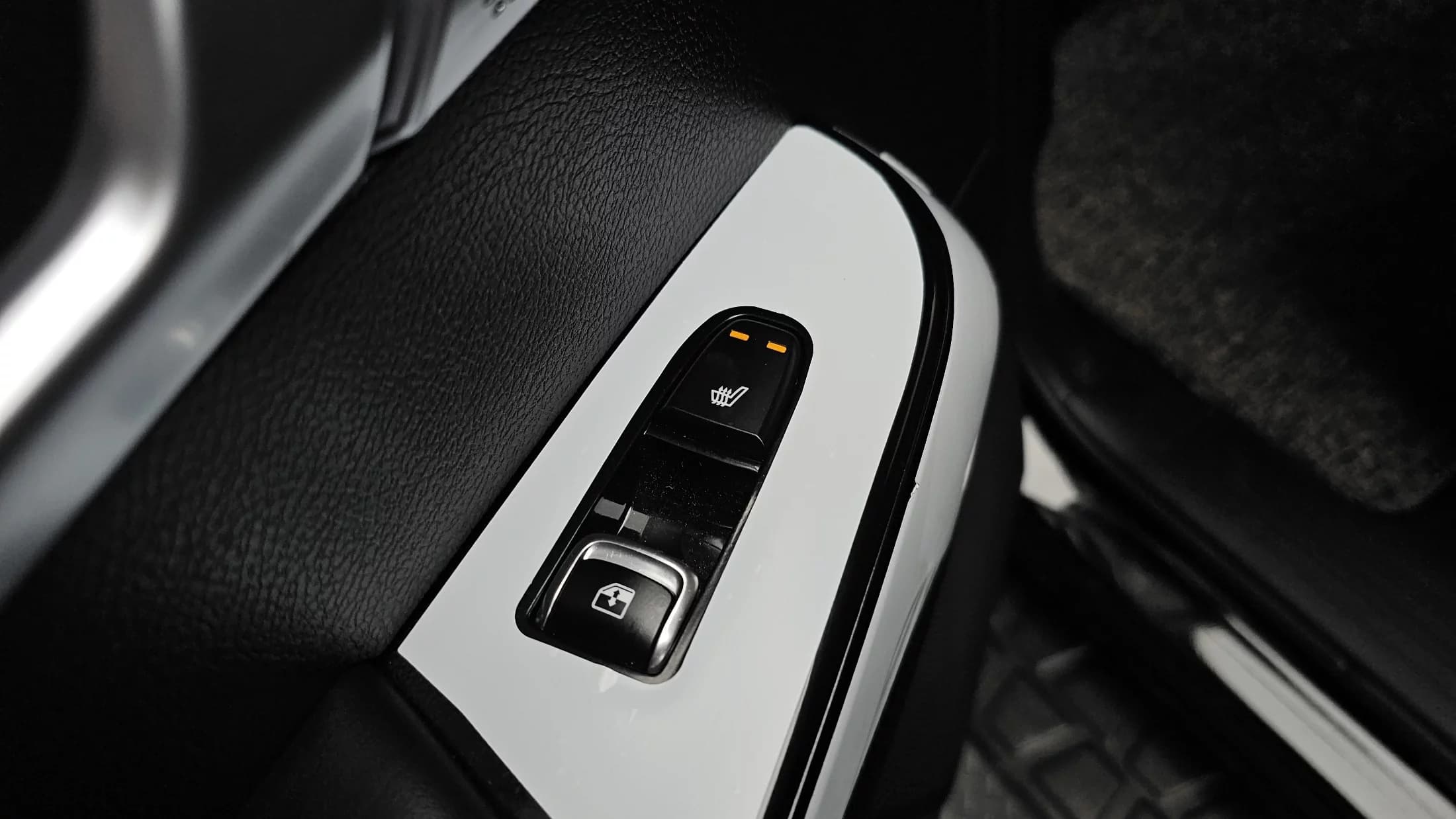 Kia Mohave Diesel 3.0 4WD 5-Seater Platinum, 2021 г. 10633 км. — фото 18