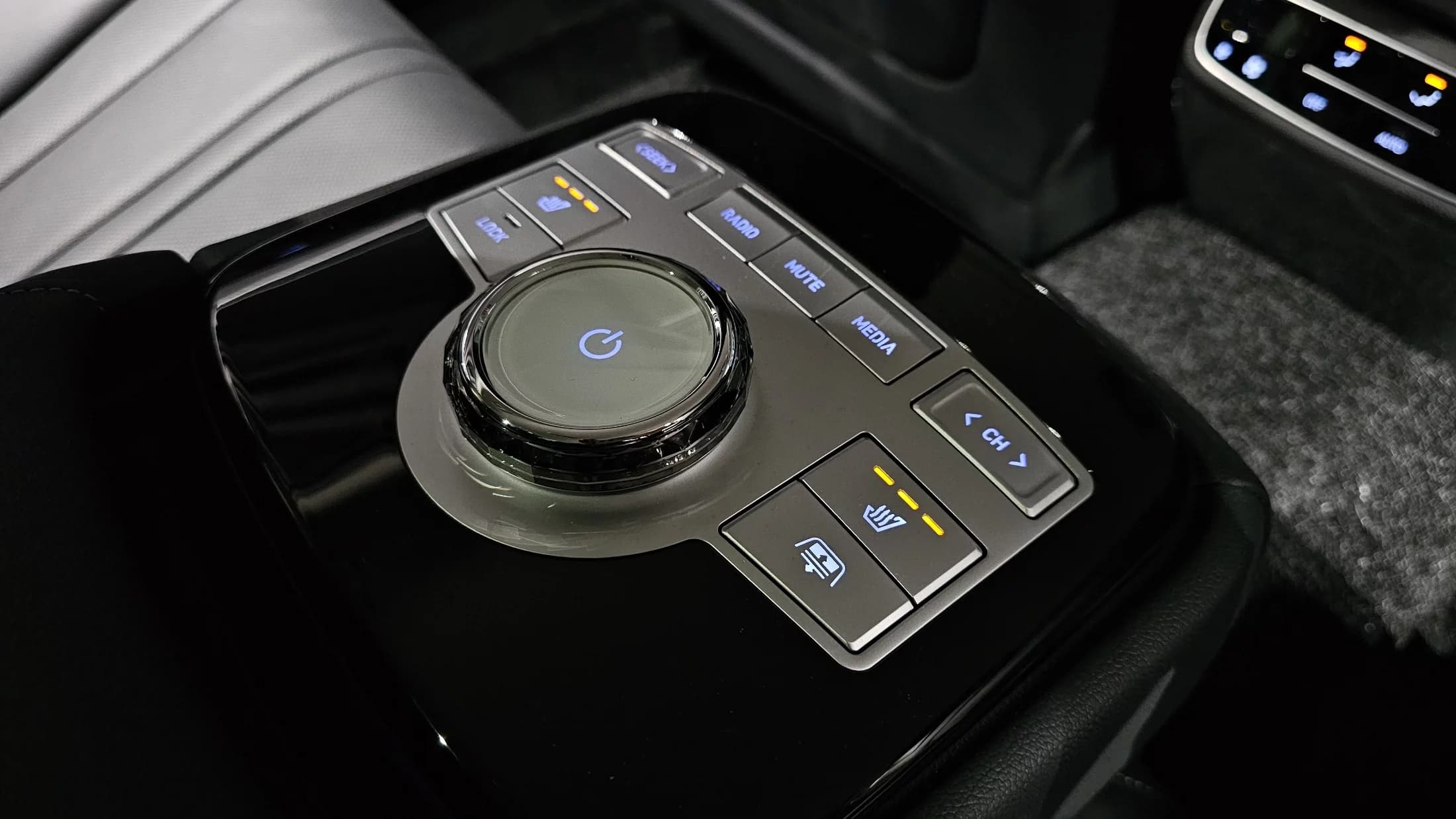 Genesis G80 Gasoline 2.5 Turbo AWD, 2023 г. 18478 км. — фото 19