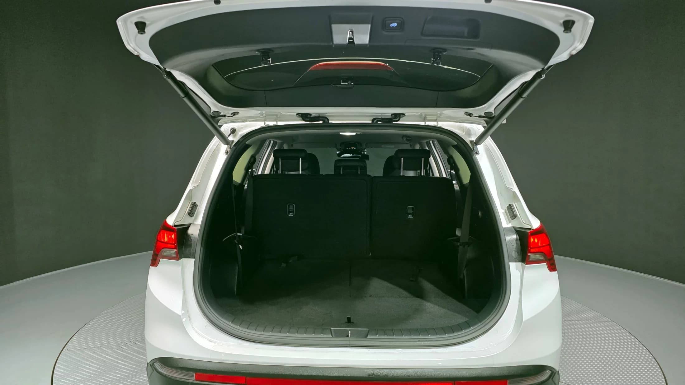 Hyundai Santa Fe Gasoline 2.5T 2WD Prestige, 2021 г. 38495 км. — фото 20