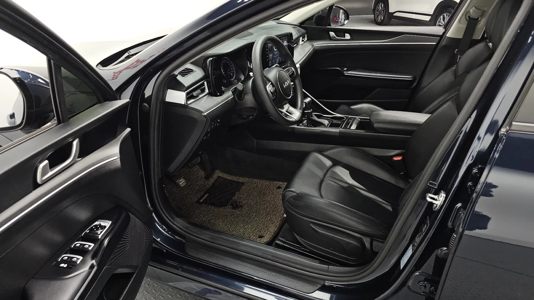 Kia K5 (Киа Оптима) 2.0 LPI(Renter car) Strandard, 2023 г. 38150 км. — фото 11