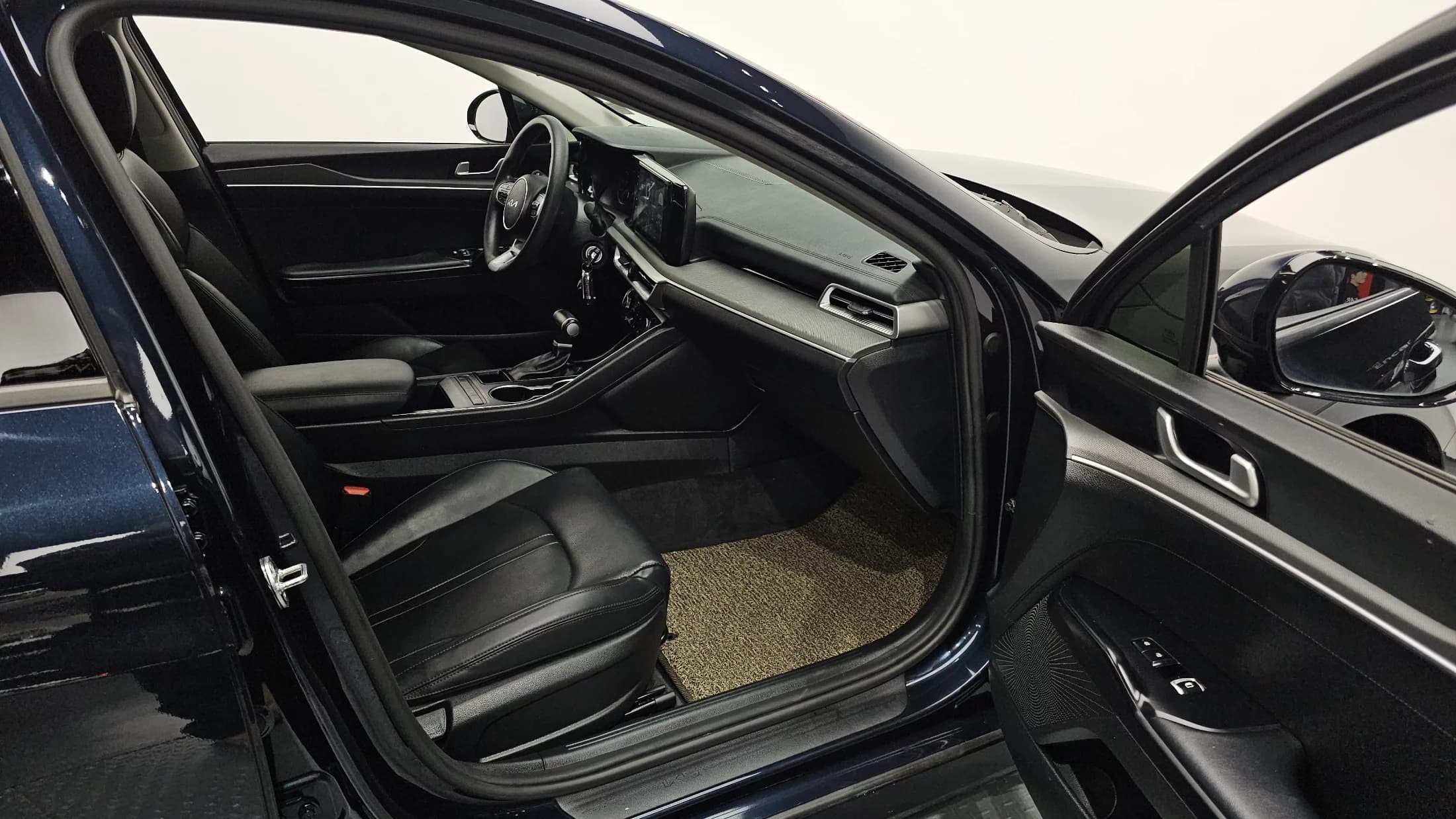 Kia K5 (Киа Оптима) 2.0 LPI(Renter car) Strandard, 2023 г. 38150 км. — фото 10