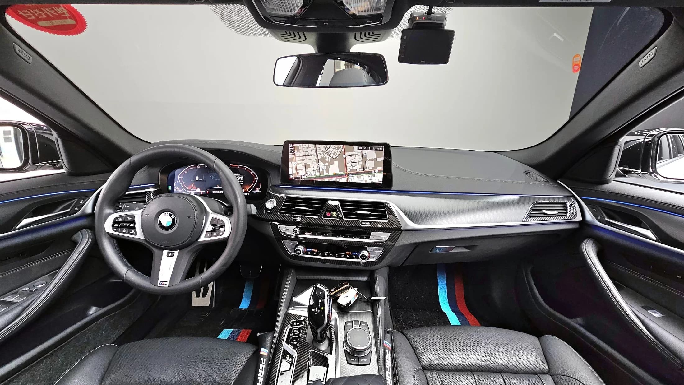 BMW 5-Series 520i M Sport, 2023 г. 32942 км. — фото 7