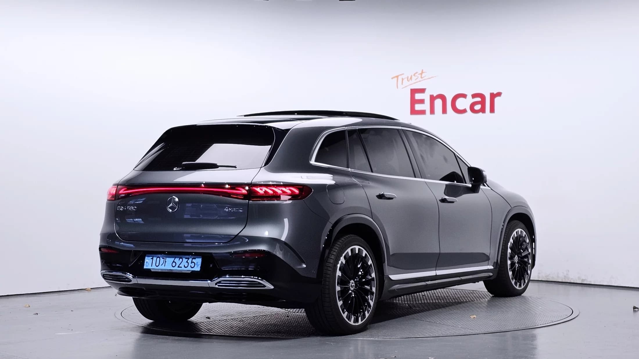 Mercedes-Benz EQS EQS580 4MATIC Launch Edition, электромобиль, 2023 г. 26287 км. — фото 2