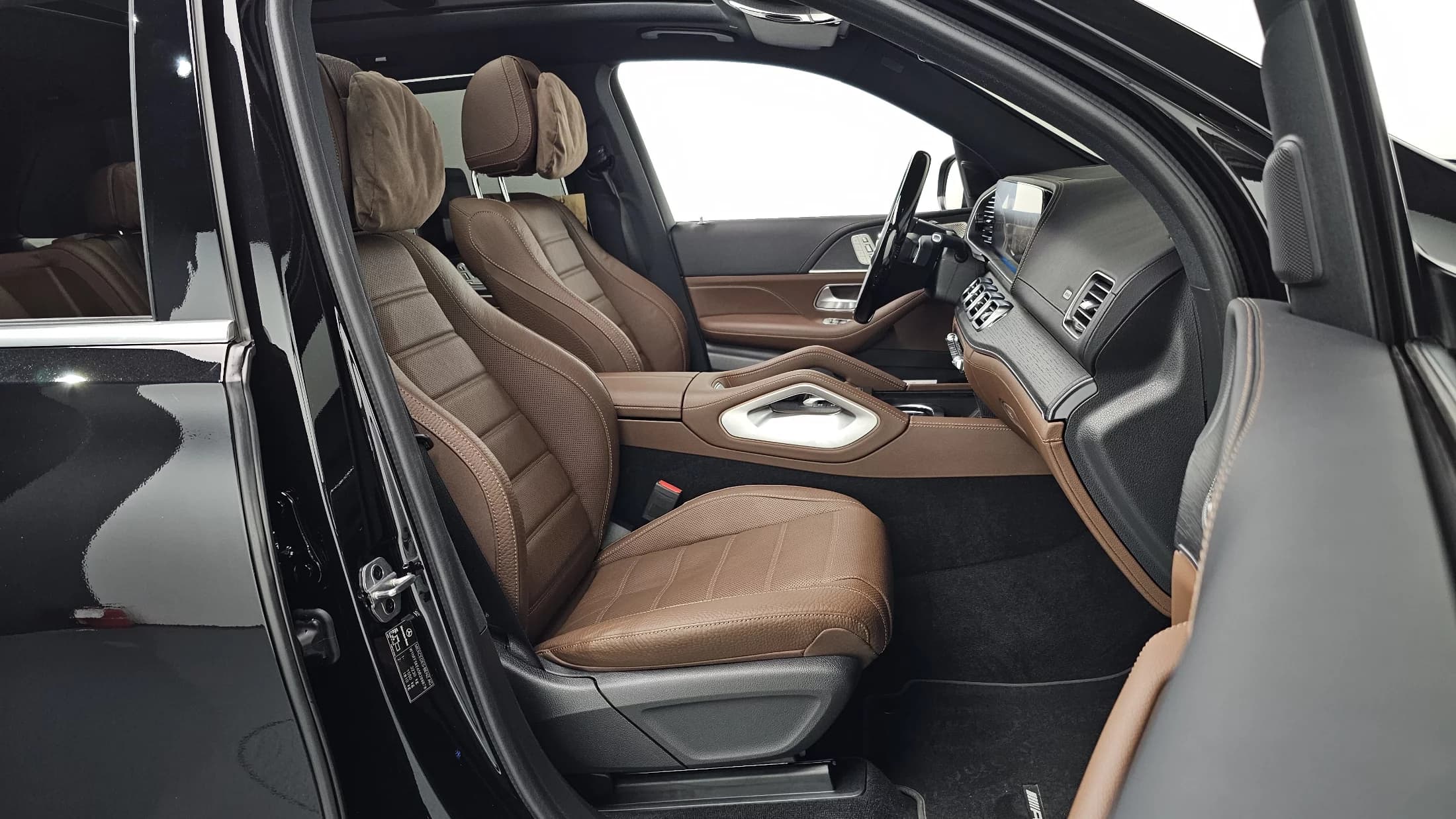 Mercedes-Benz GLS-Class GLS450 4MATIC, 2025 г. 17876 км. — фото 10