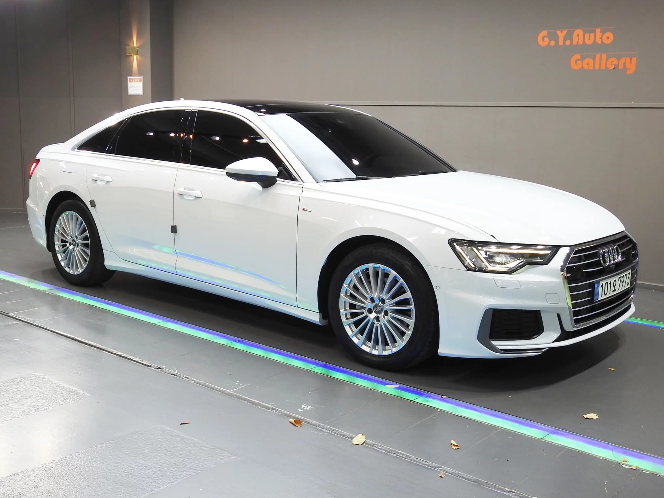 Audi A6 40 TDI Premium, 2021 г. 88114 км.