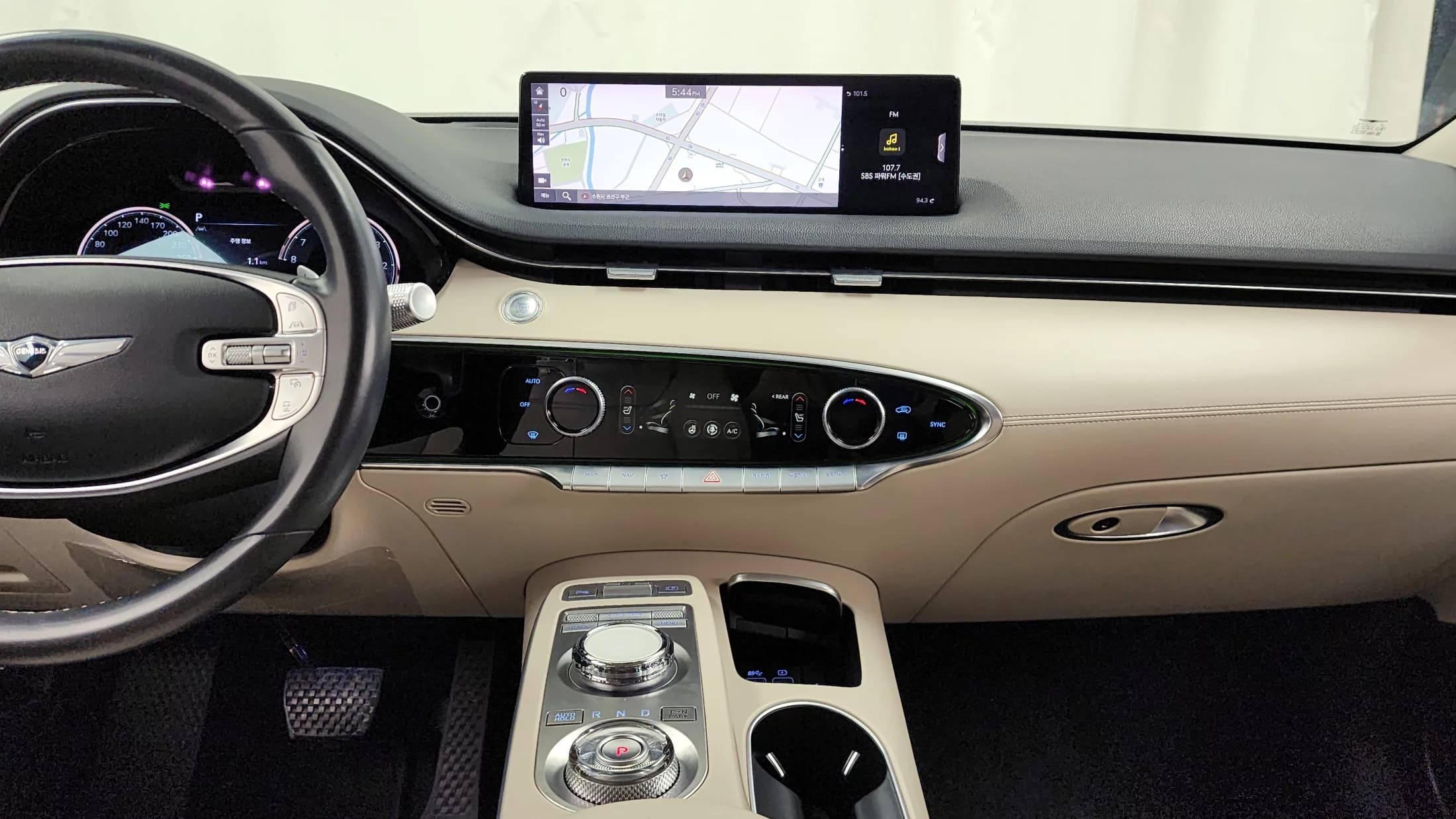 Genesis GV70 2.5T Gasoline AWD, 2021 г. 99823 км. — фото 14