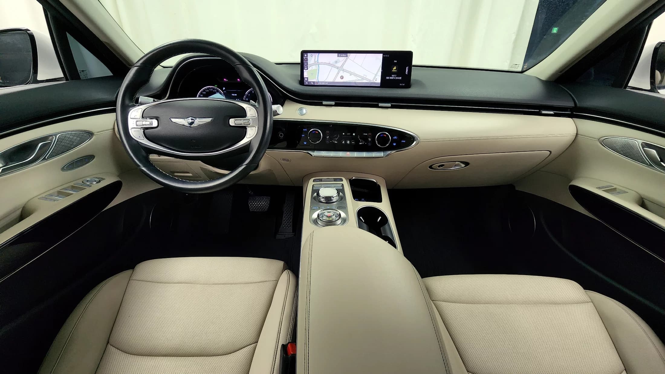 Genesis GV70 2.5T Gasoline AWD, 2021 г. 99823 км. — фото 7