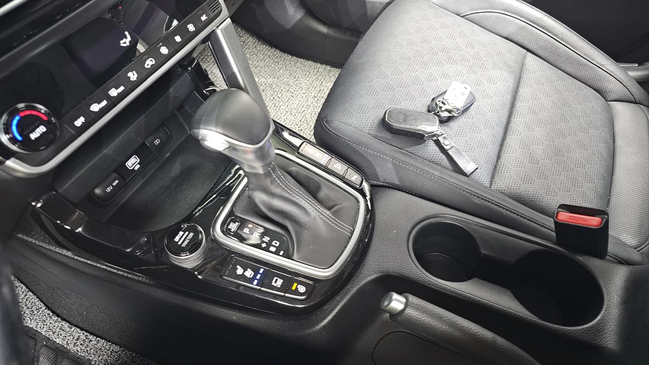 Kia Seltos Gasoline 1.6 Turbo 2WD Signature, 2021 г. 34288 км. — фото 8