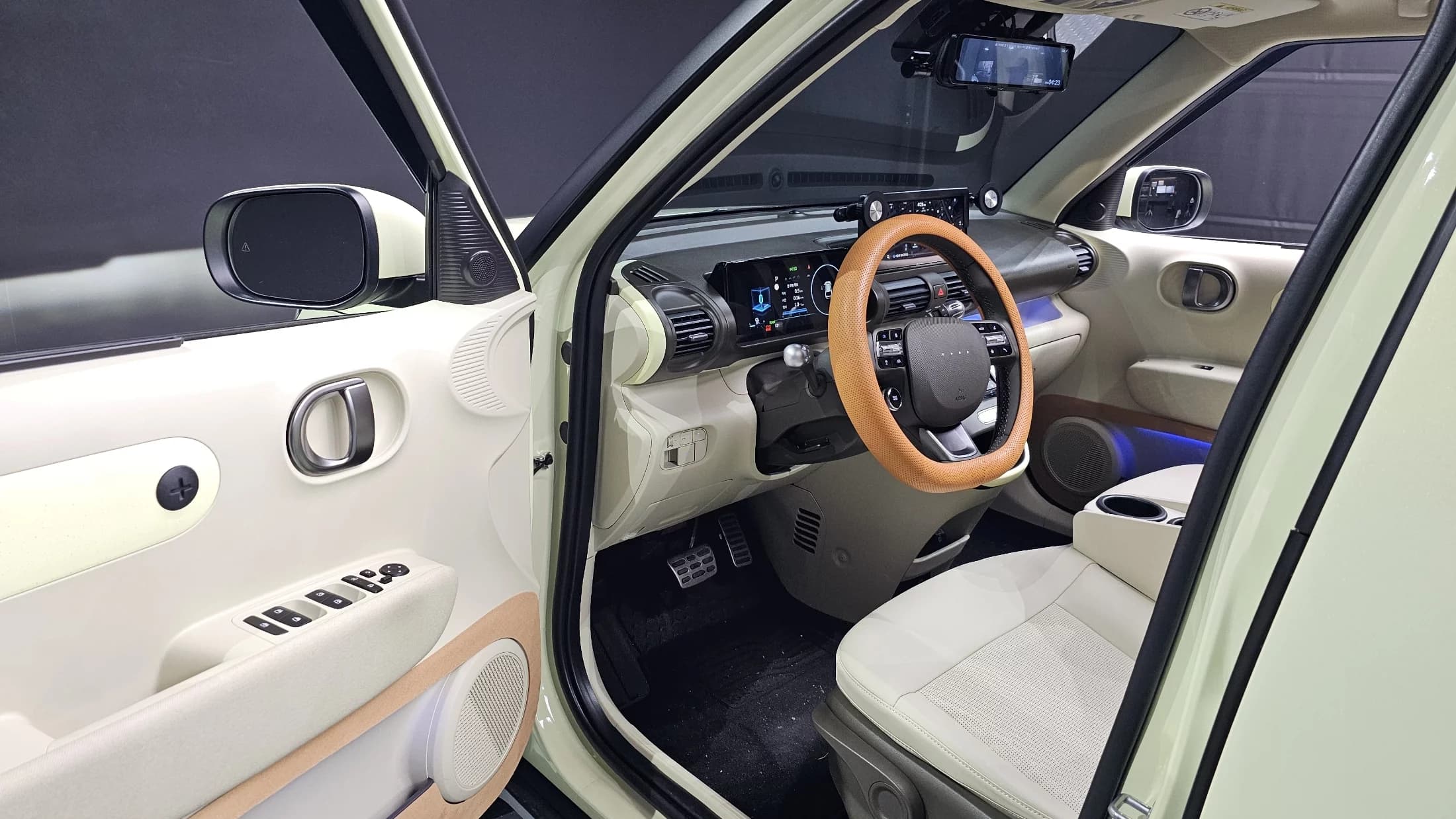 Hyundai Casper Electric Inspiration, электромобиль, 2025 г. 8978 км. — фото 12