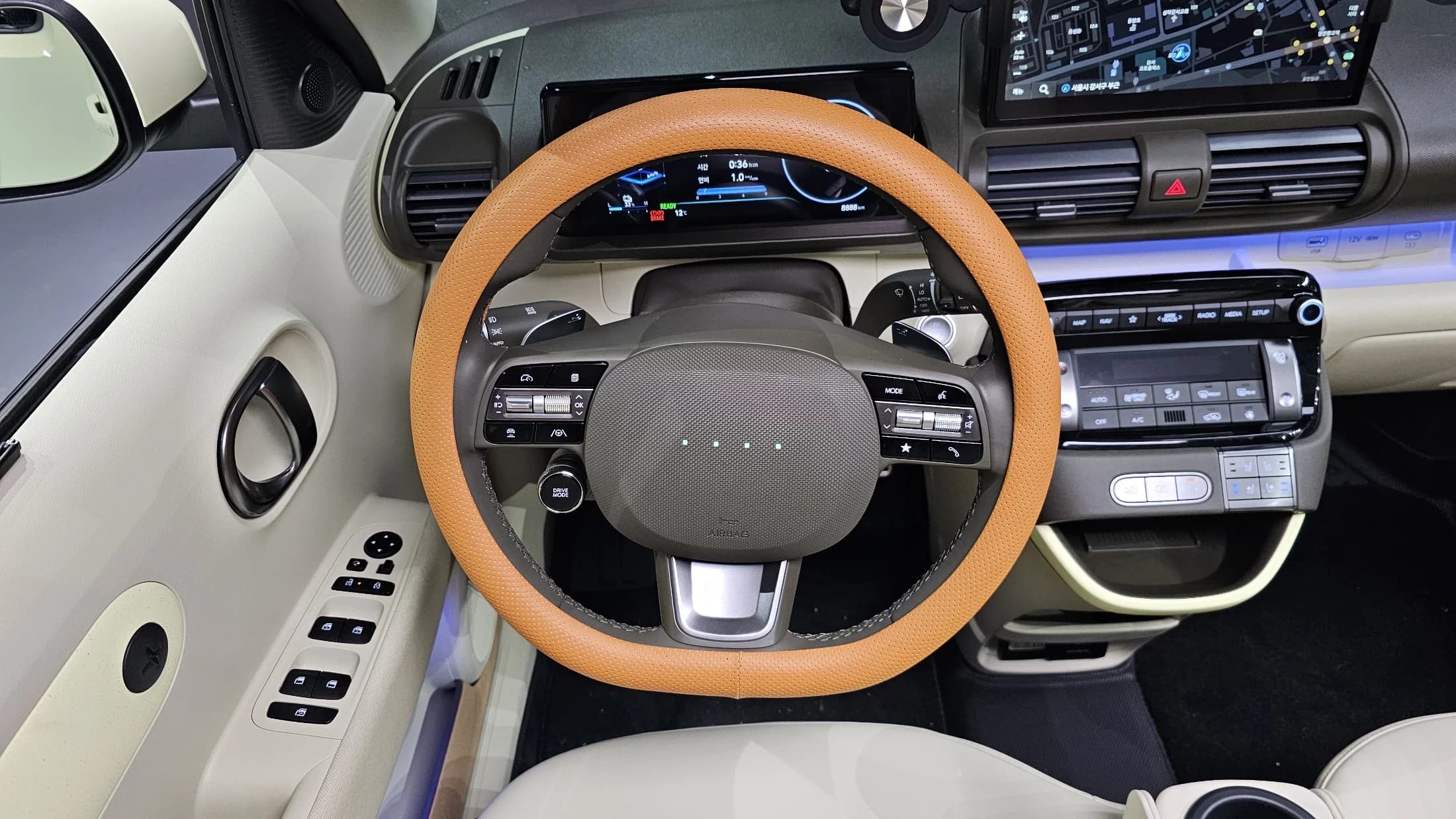 Hyundai Casper Electric Inspiration, электромобиль, 2025 г. 8978 км. — фото 13