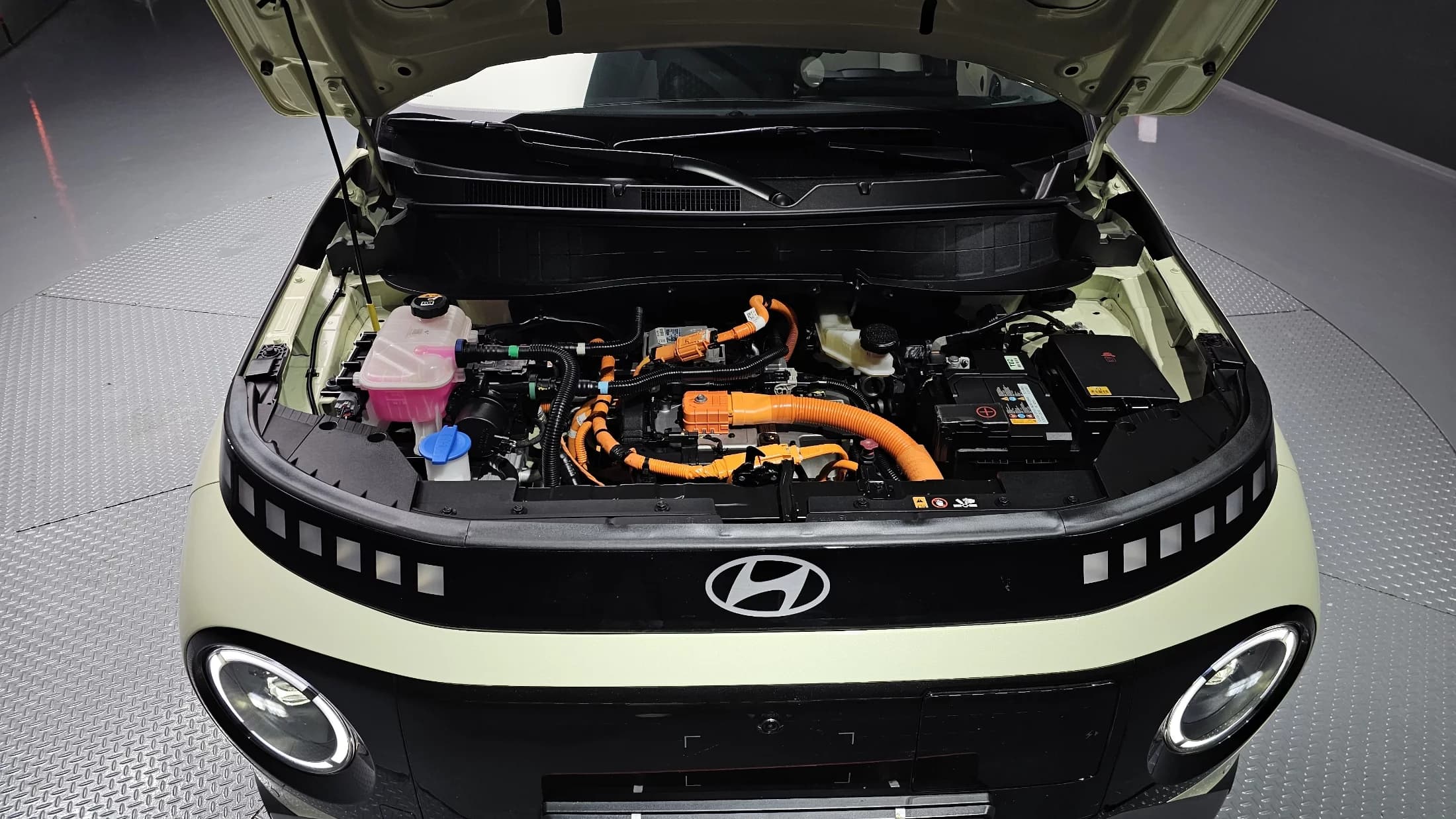 Hyundai Casper Electric Inspiration, электромобиль, 2025 г. 8978 км. — фото 6