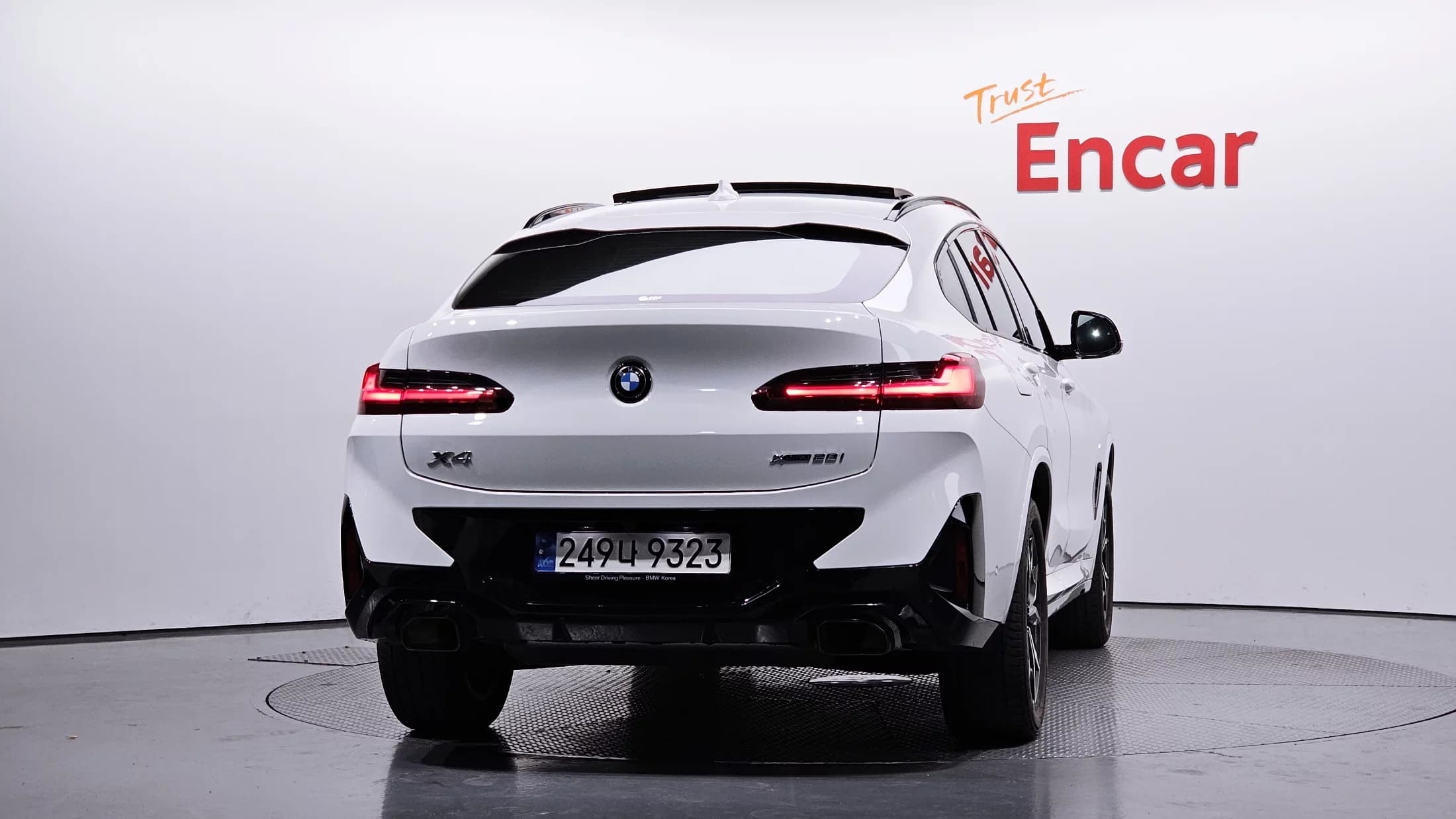 BMW X4 xDrive20i M Sports Pro, 2023 г. 26869 км. — фото 4