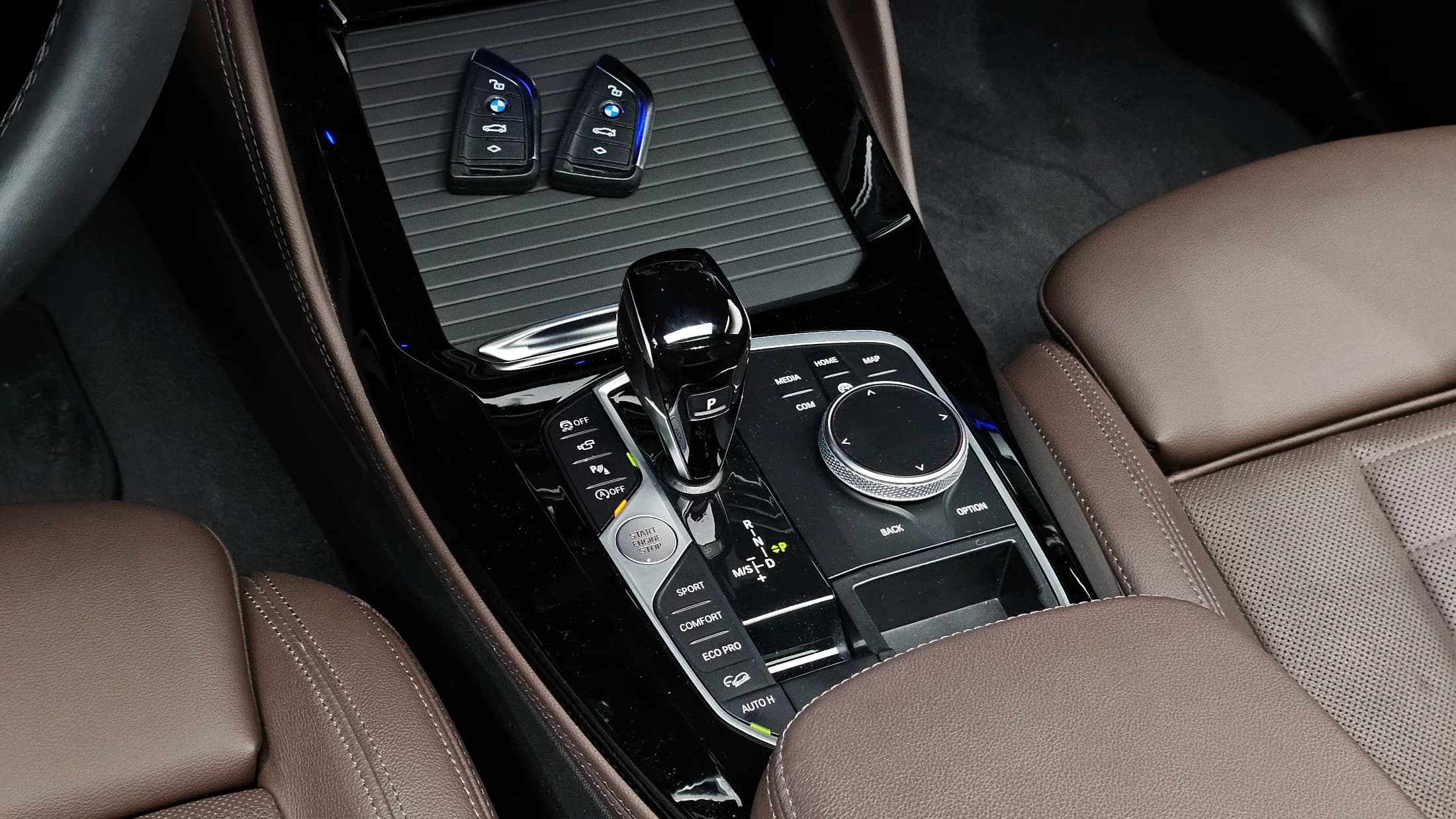BMW X4 xDrive20i M Sports Pro, 2023 г. 26869 км. — фото 9