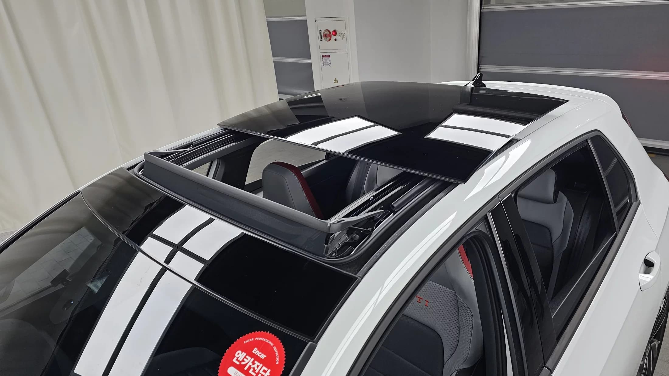 Volkswagen GOLF 2.0 GTI, 2024 г. 7565 км. — фото 19