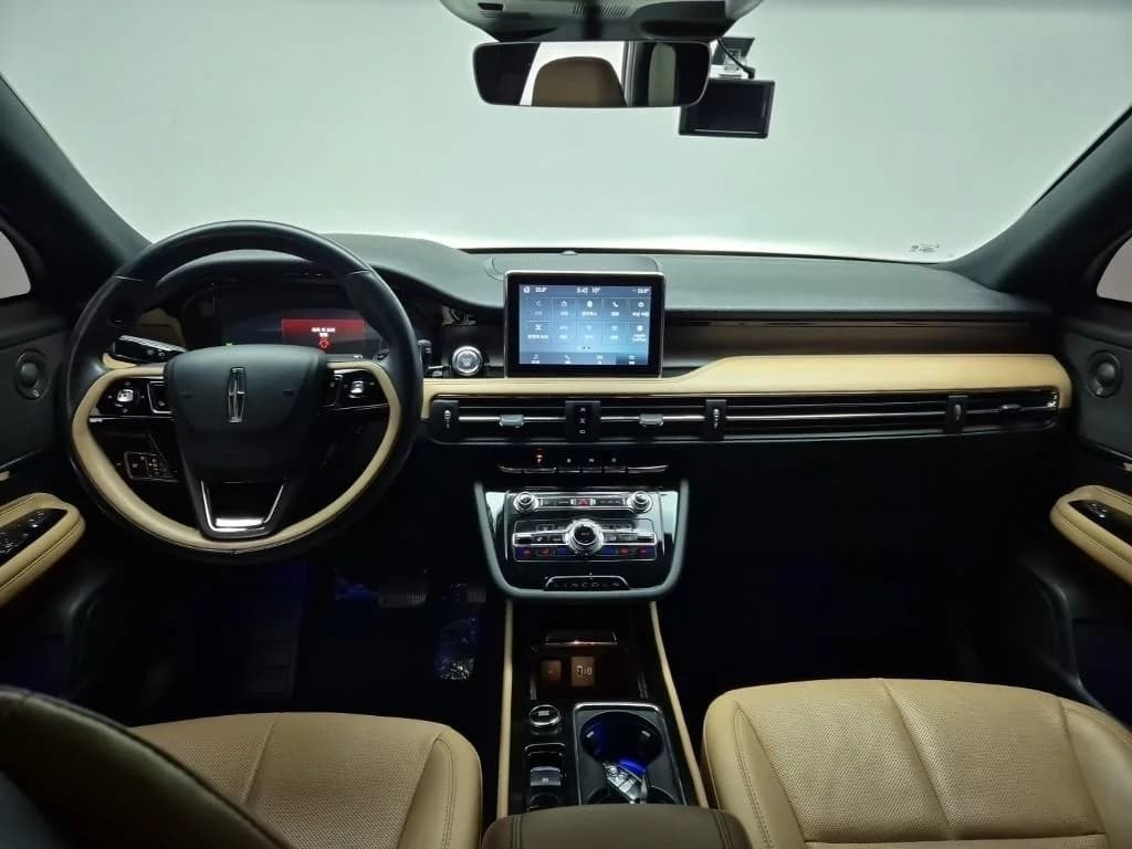 Lincoln Corsair 2.0 Reserve AWD, 2022 г. 81766 км. — фото 15