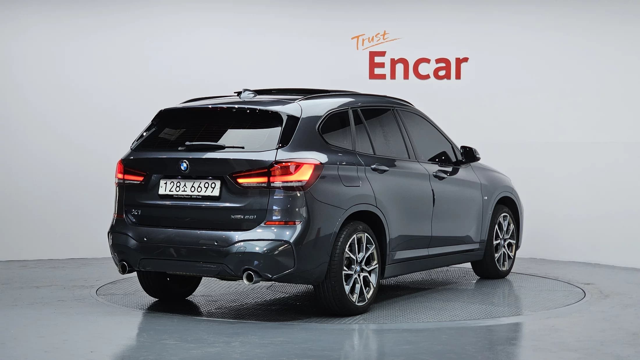 BMW X1 xDrive 20i M Sport, 2022 г. 32504 км. — фото 2