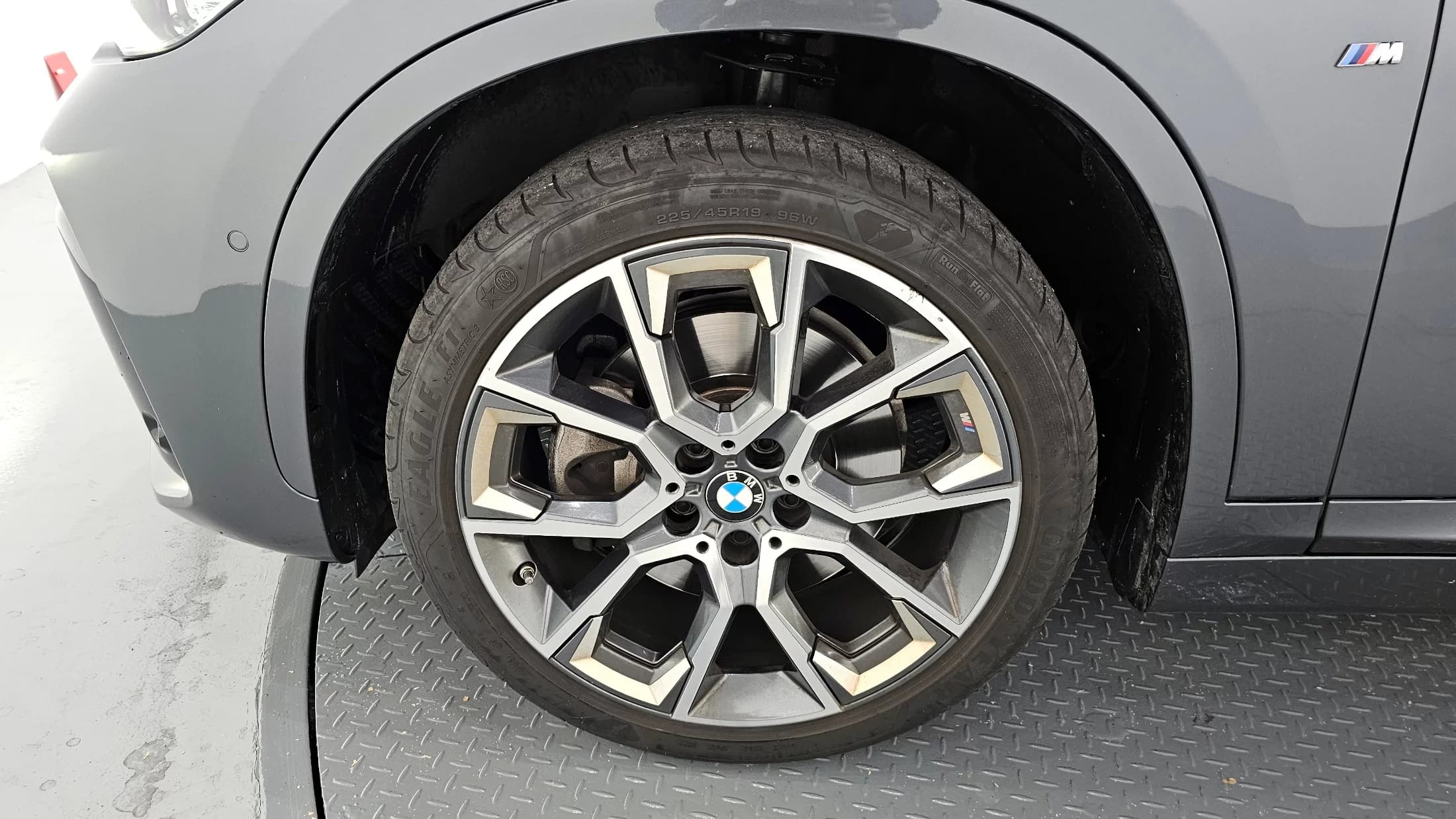BMW X1 xDrive 20i M Sport, 2022 г. 32504 км. — фото 5
