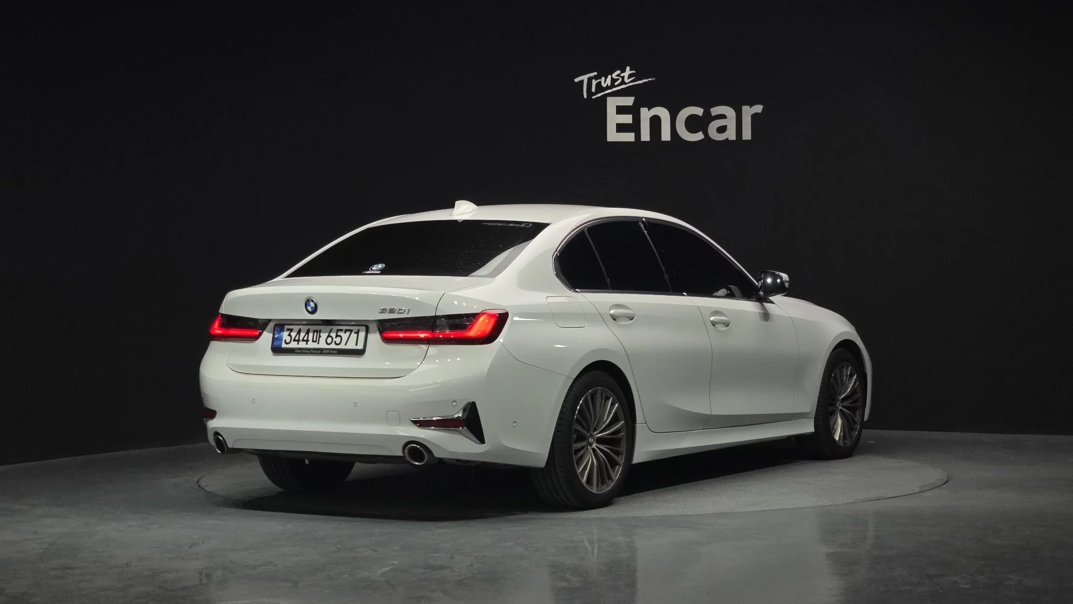BMW 3-Series 320i Luxury, 2022 г. 62300 км. — фото 2