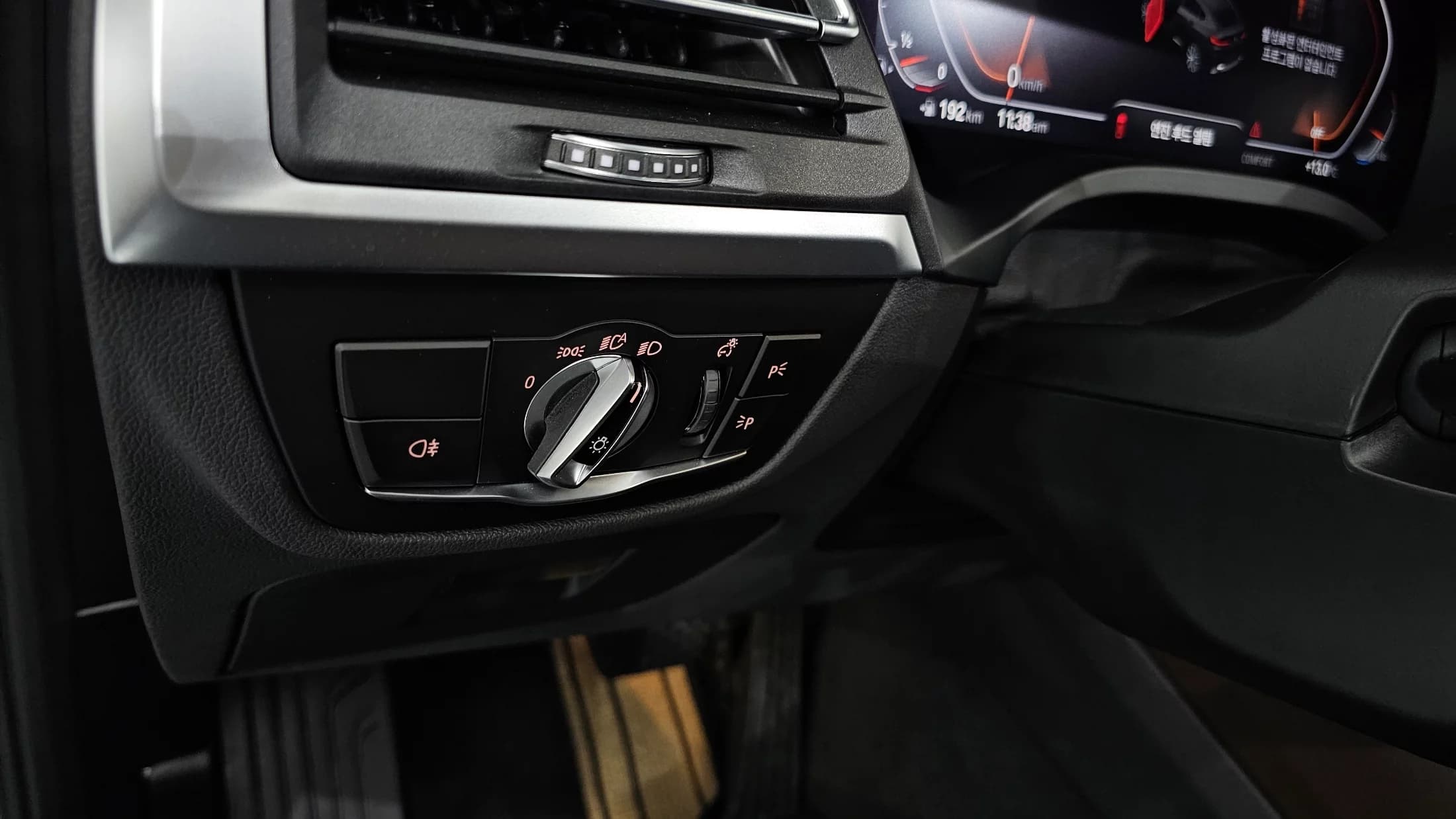 BMW X4 xDrive20i xLine, 2022 г. 36202 км. — фото 16