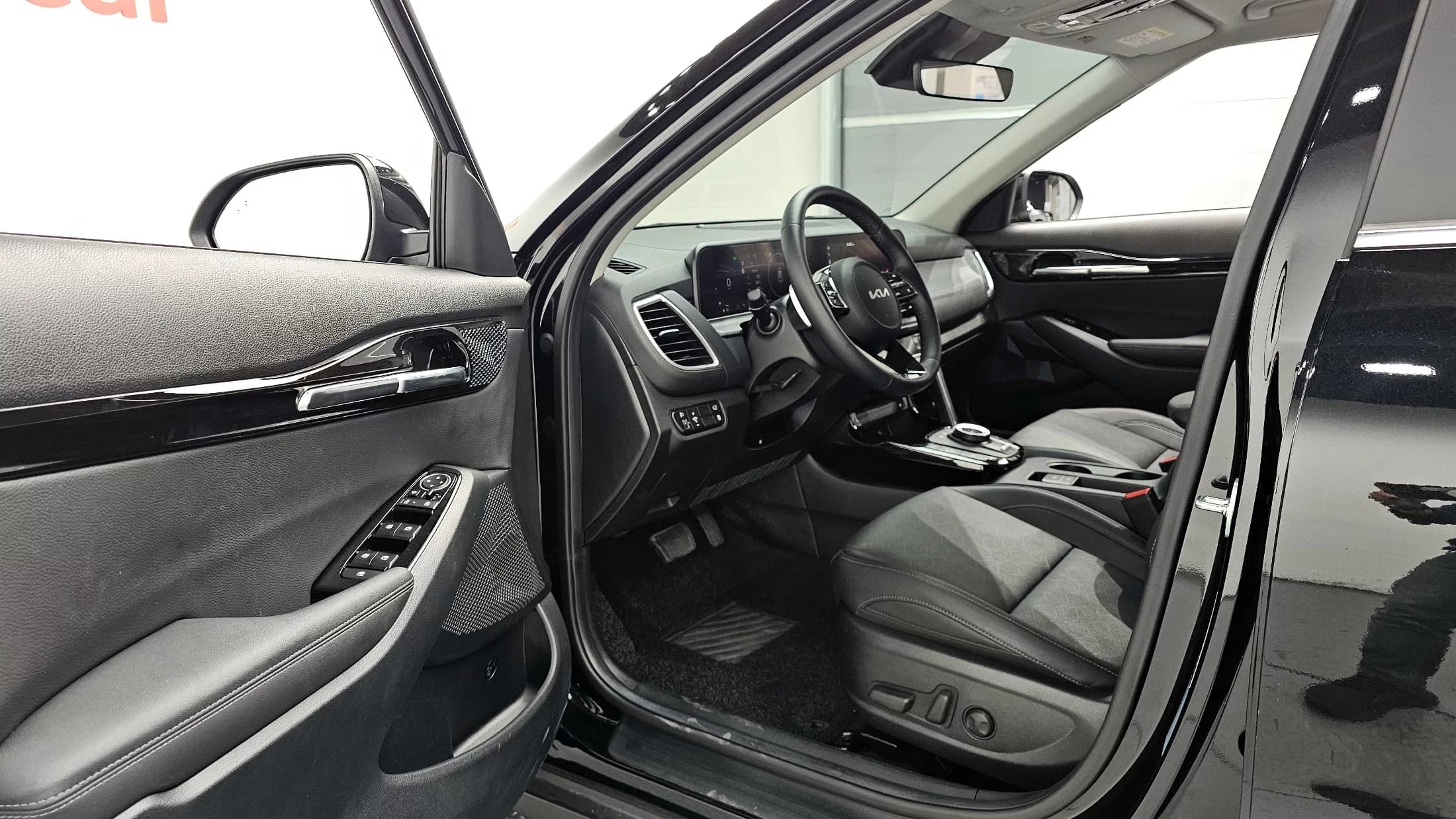 Kia Seltos Gasoline 1.6 Turbo 2WD Gravity, 2023 г. 7445 км. — фото 24