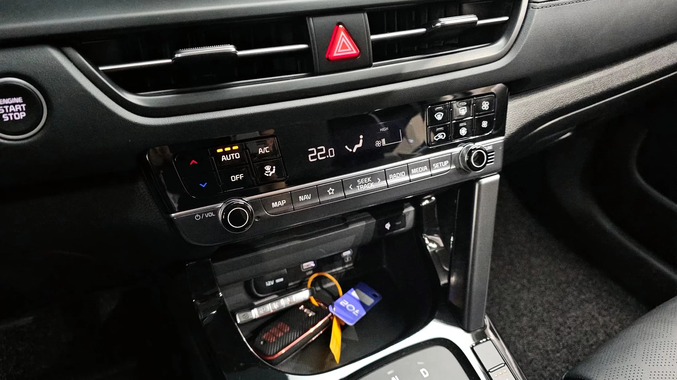 Kia Seltos Gasoline 1.6 Turbo 2WD Gravity, 2023 г. 7445 км. — фото 33
