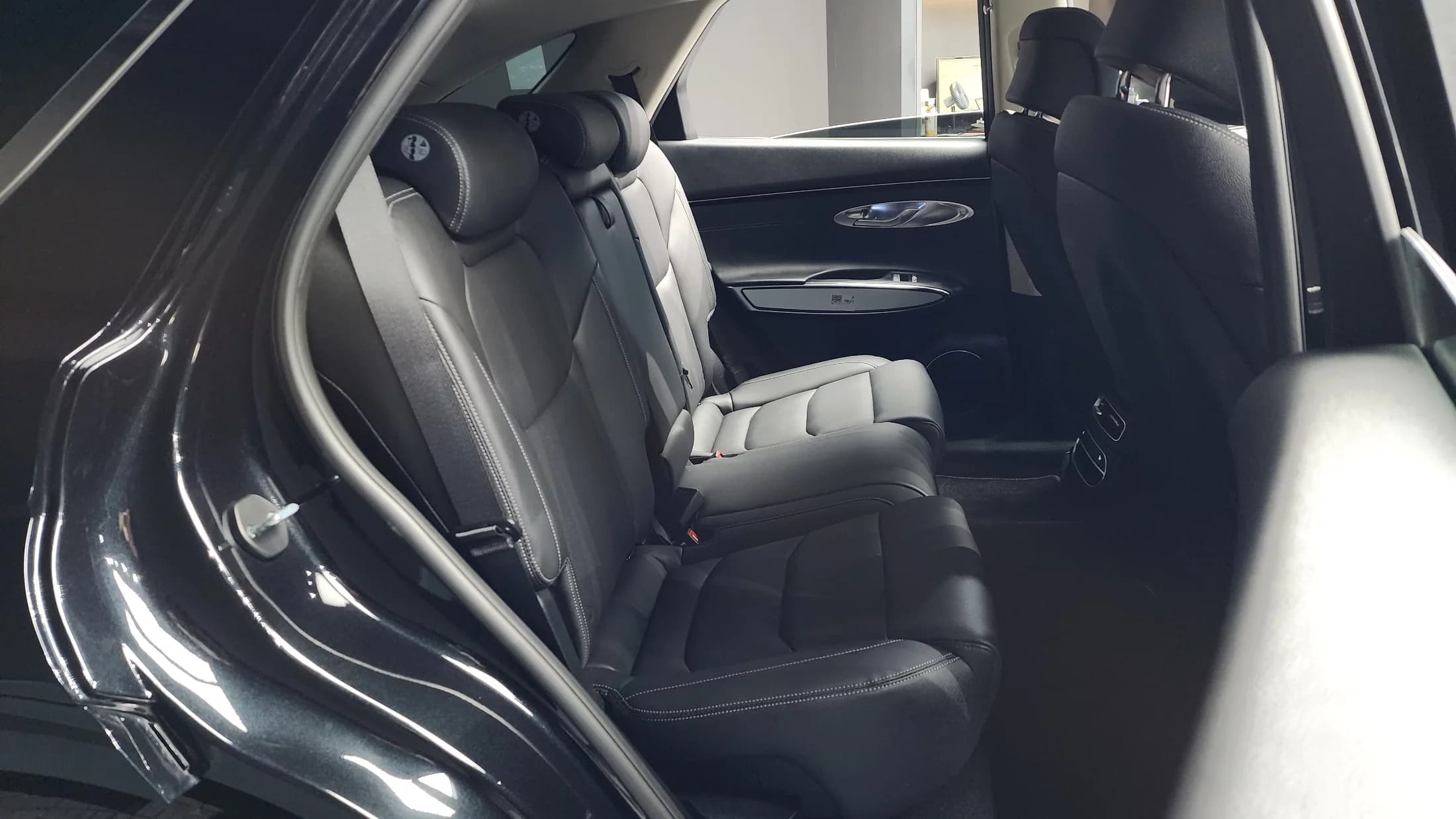 Genesis GV70 2.5T Gasoline AWD, 2022 г. 15932 км. — фото 12