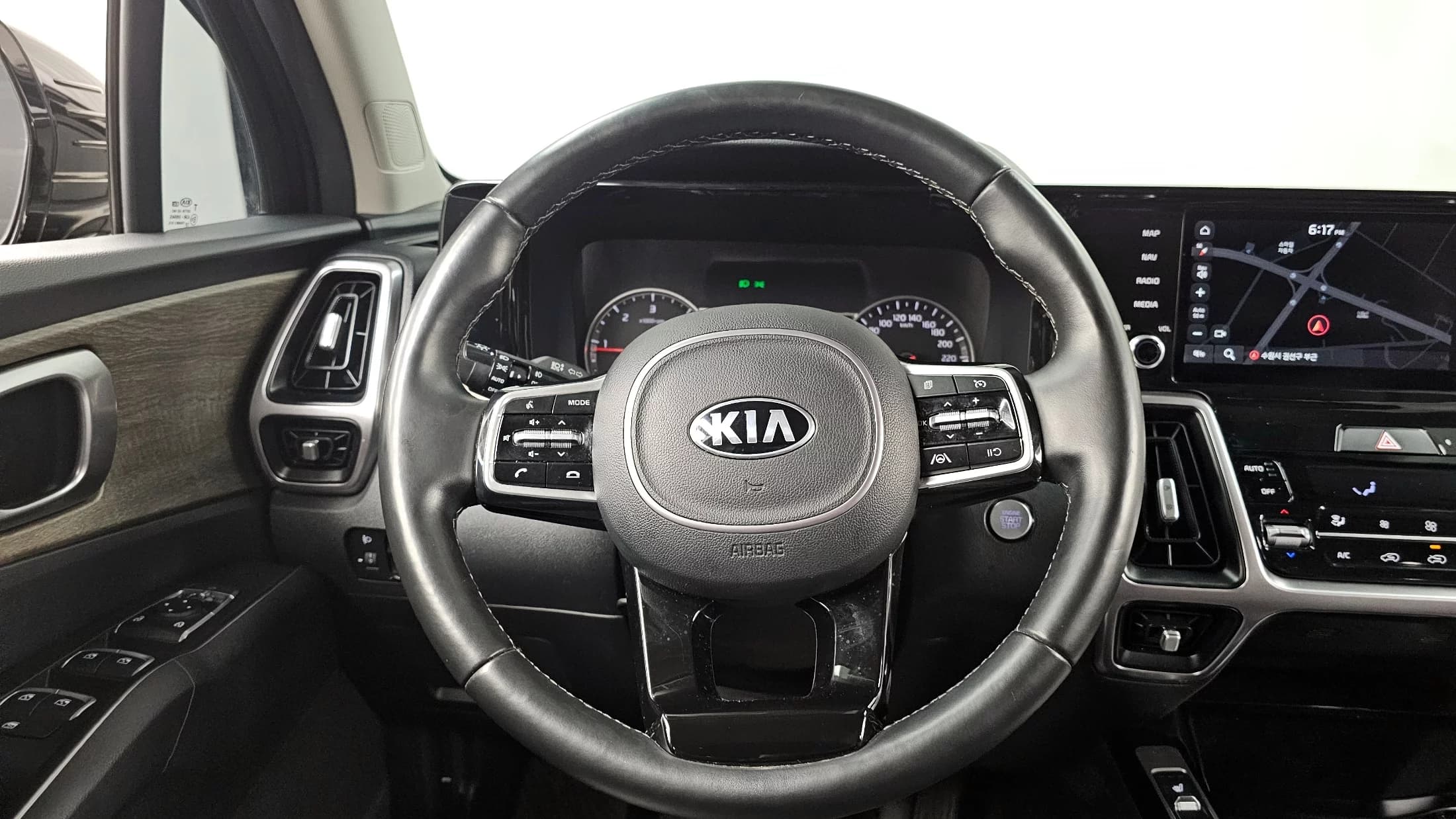 Kia Sorento Diesel 2.2 2WD Trendy, 2021 г. 85029 км. — фото 13
